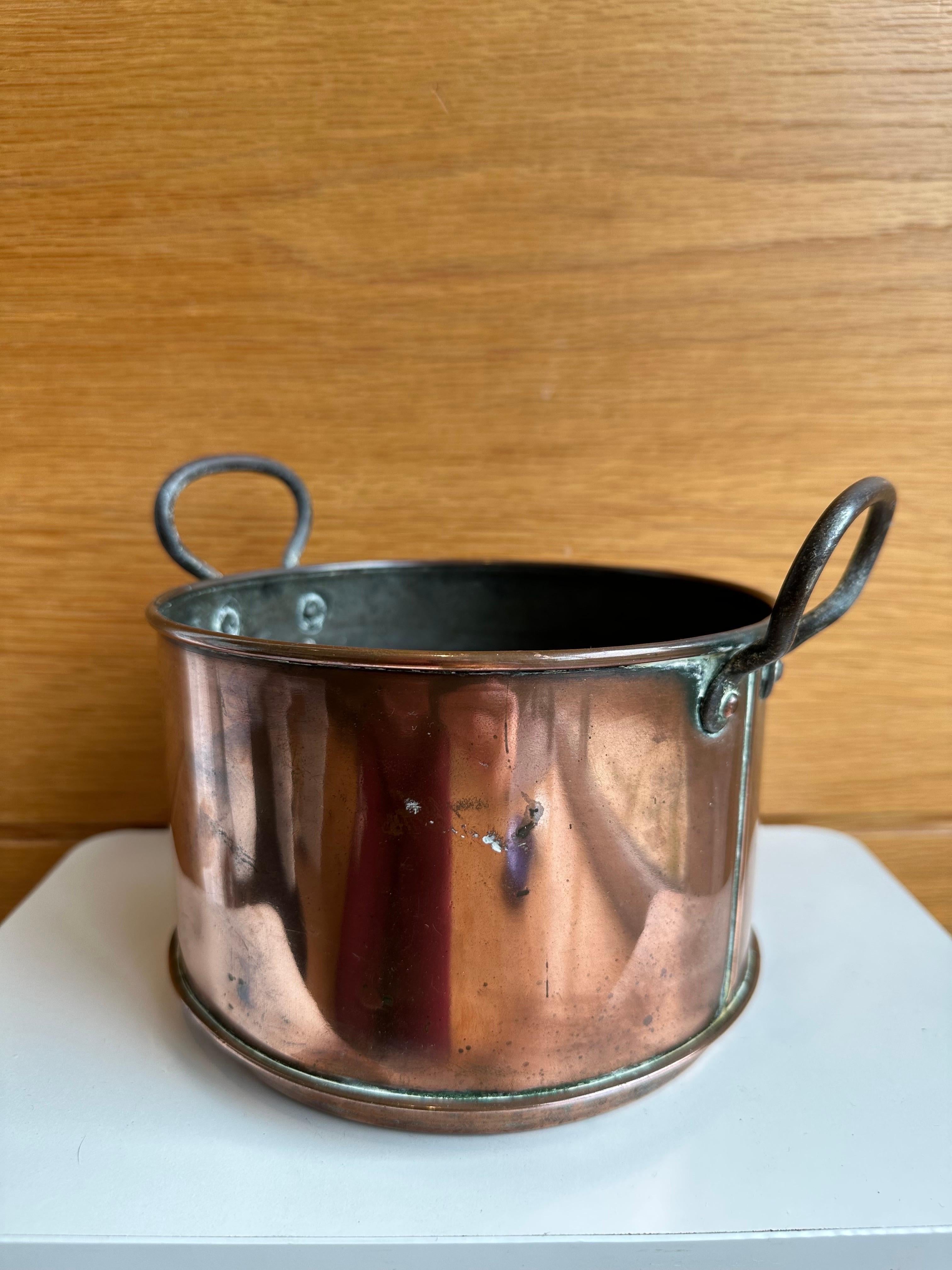 Victorian Copper Cooking Pot, 19th Century For Sale 1