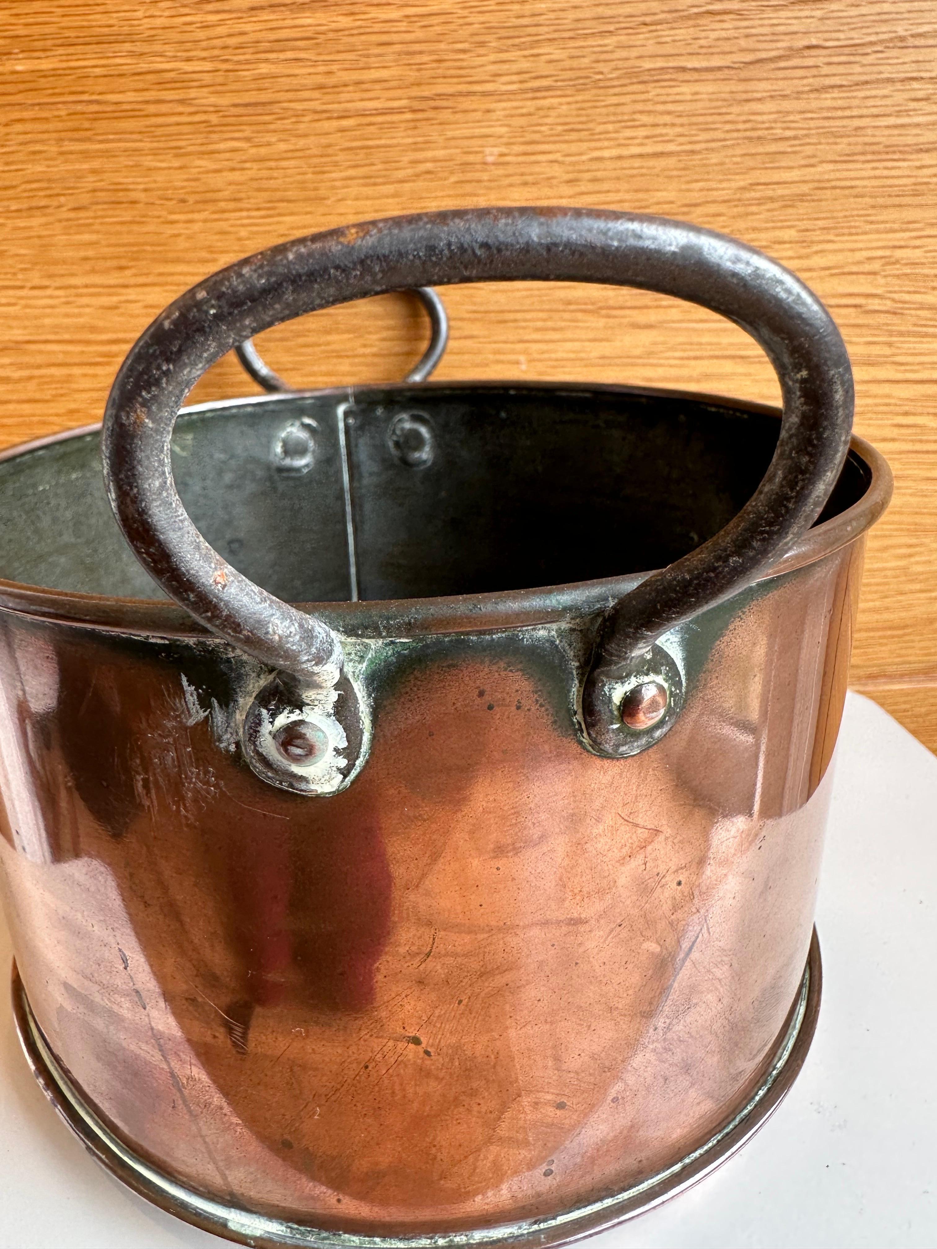 Victorian Copper Cooking Pot, 19th Century For Sale 4