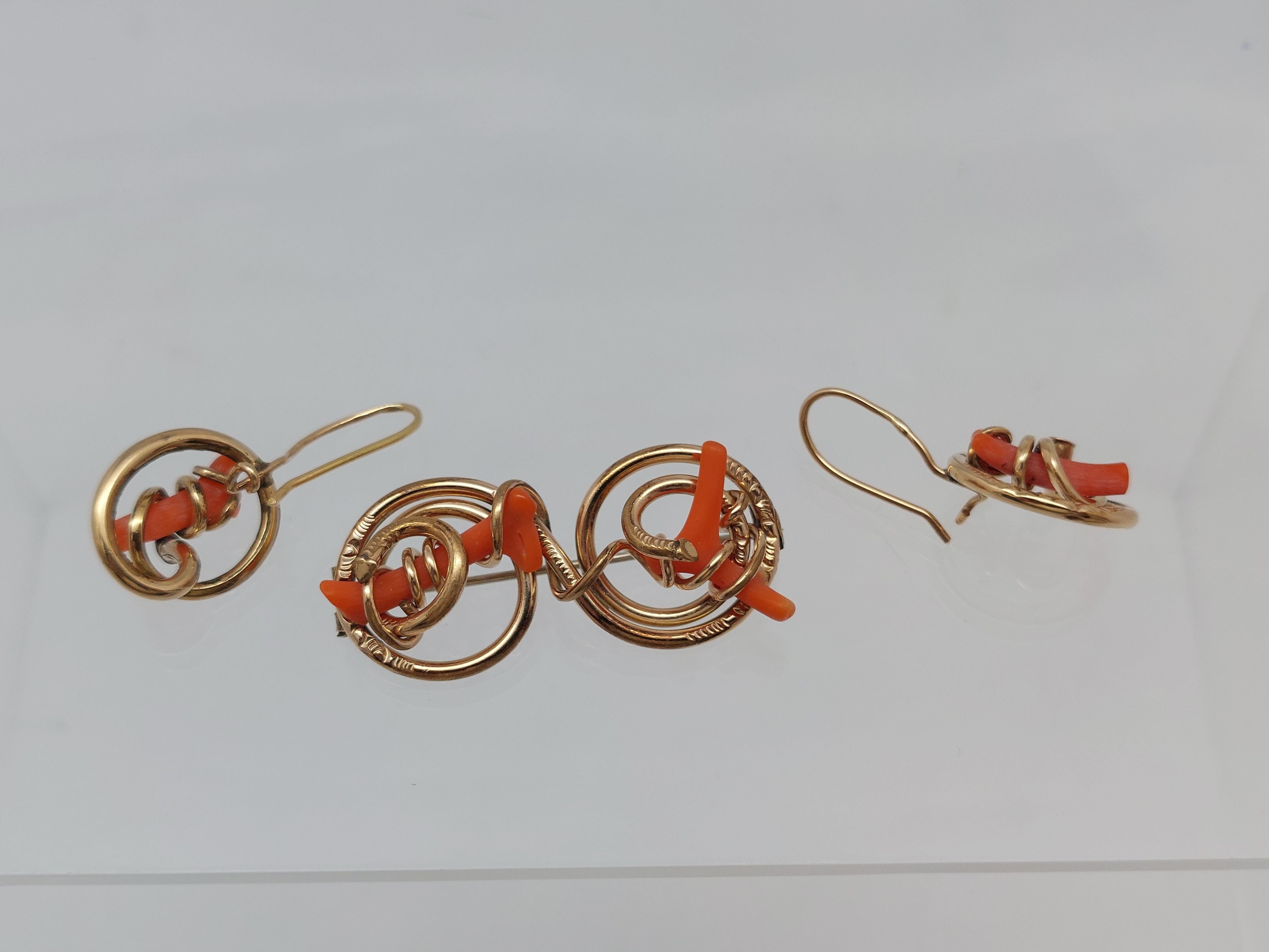 Victorian Coral 14KT Earrings & Pin Set In Good Condition For Sale In Vero Beach, FL