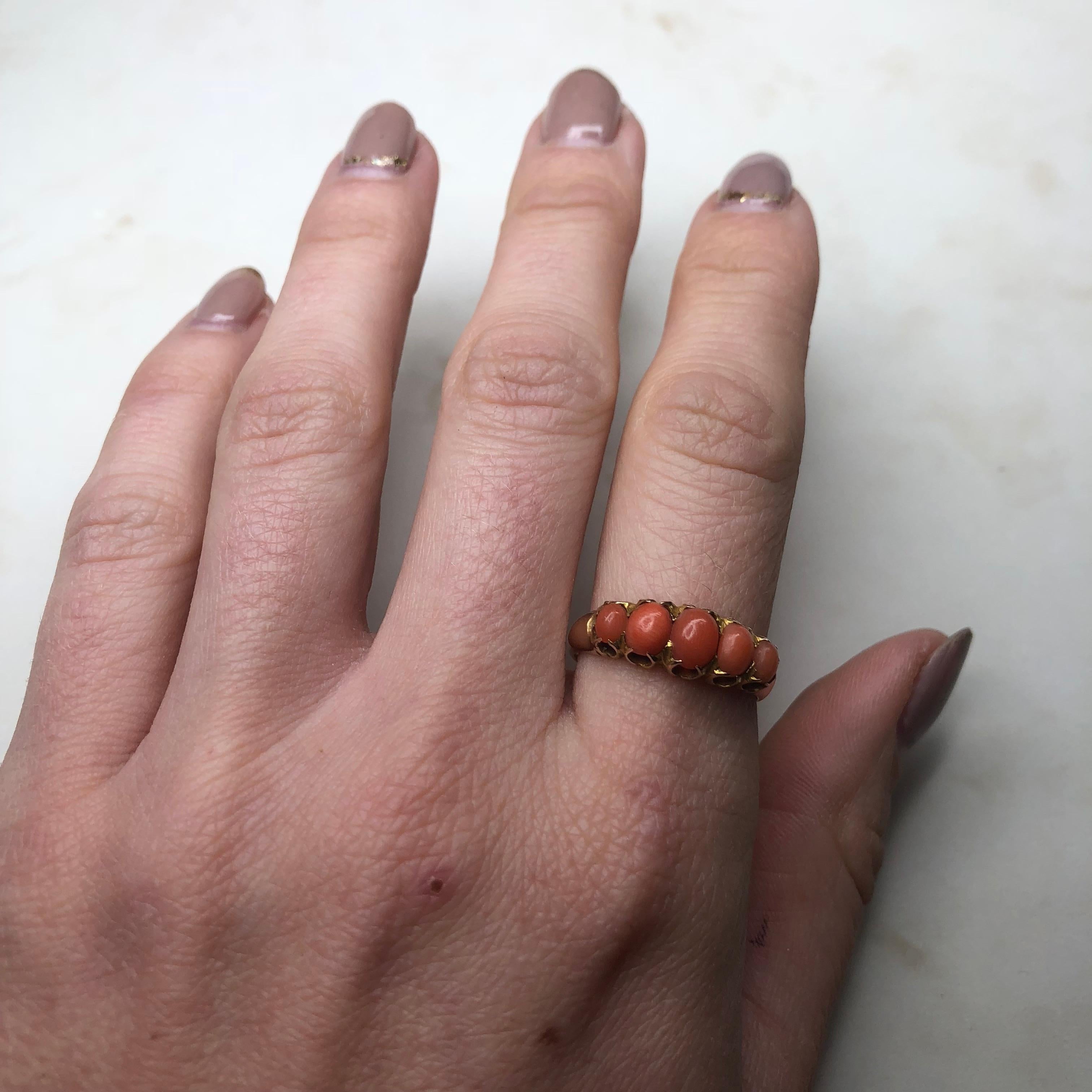 Victorian Coral and 15 Carat Gold Five-Stone Ring For Sale 2