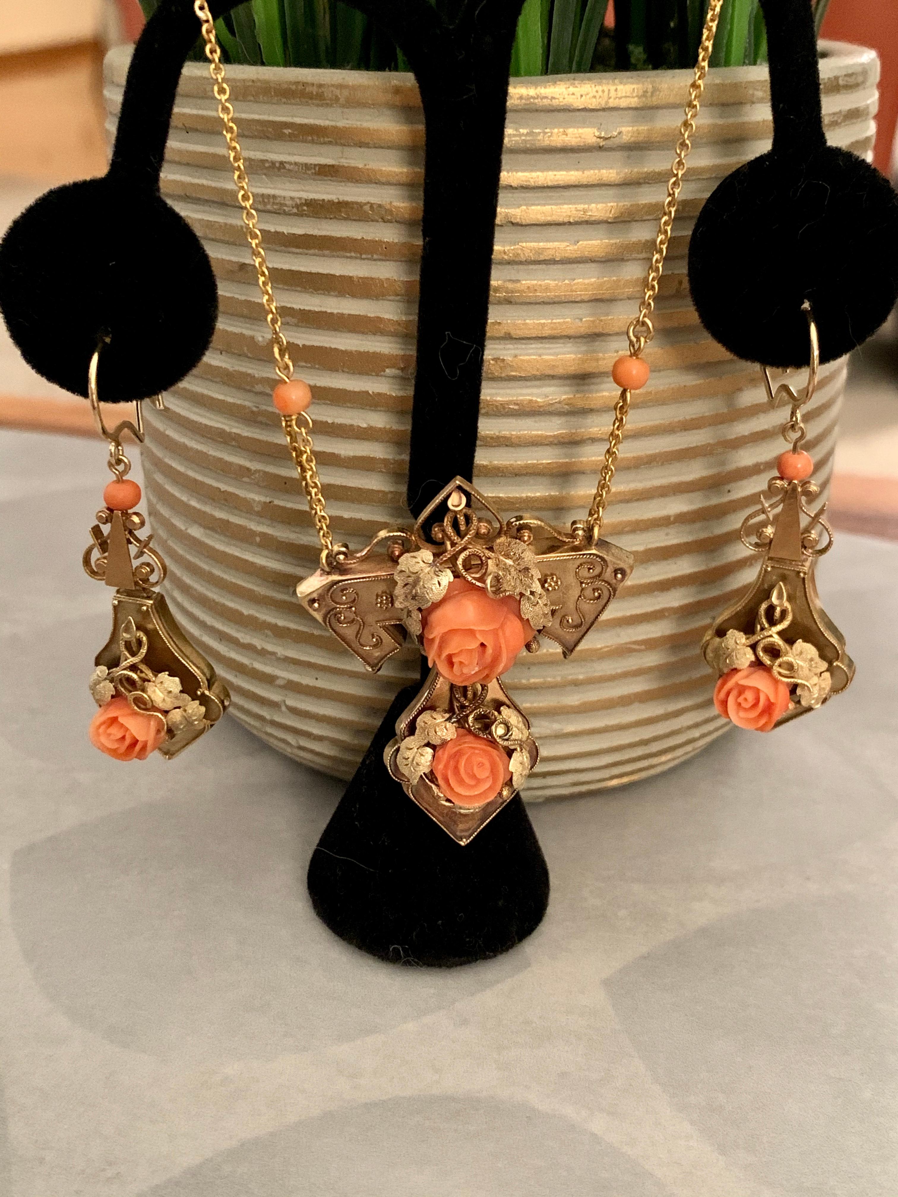 Victorian Coral Carved Roses 14 Karat Yellow Gold Necklace/Pin and Earrings Set In Good Condition For Sale In St. Louis Park, MN