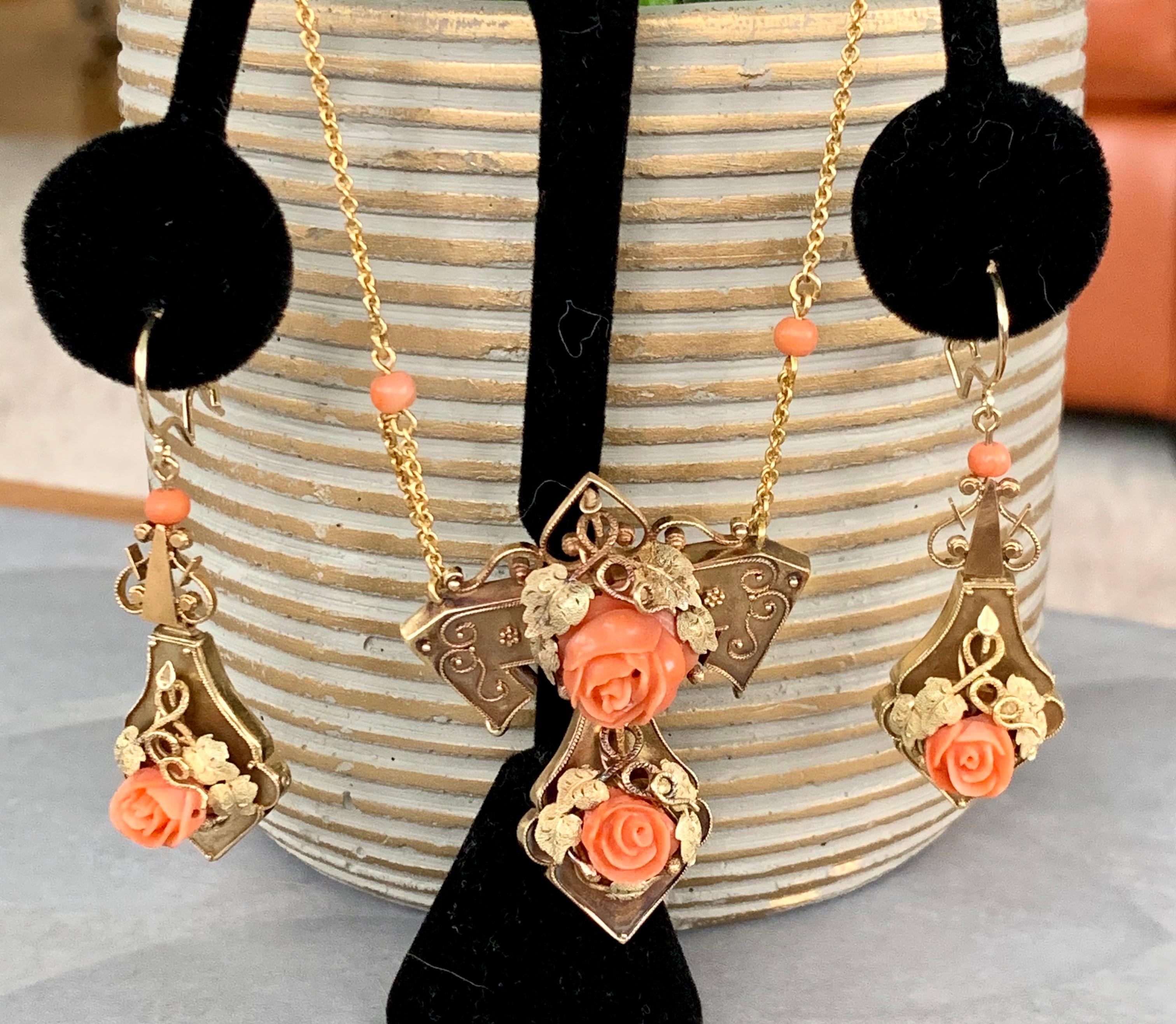 Women's Victorian Coral Carved Roses 14 Karat Yellow Gold Necklace/Pin and Earrings Set For Sale