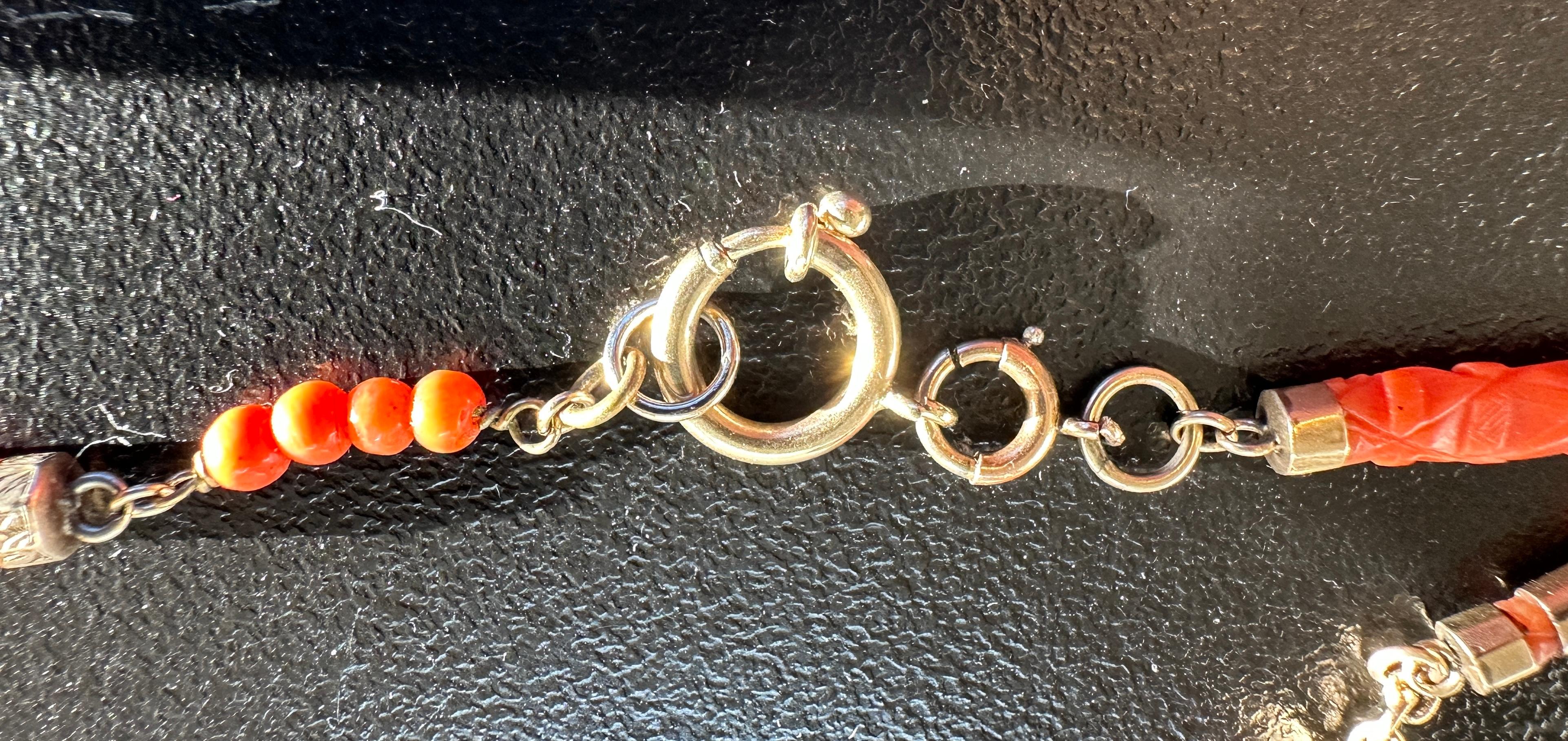 Victorian Coral Flower Necklace Antique Gold 24 Inch Hand Carved Coral Jump Ring For Sale 6