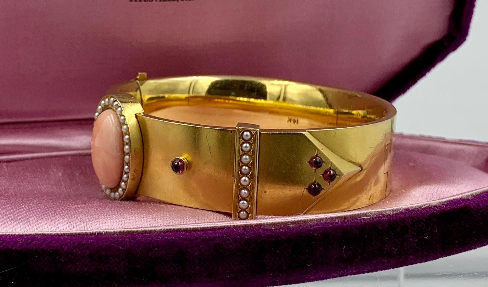 Victorian Coral Garnet Pearl Bangle Buckle Bracelet 14K Gold Etruscan Revival In Good Condition For Sale In New York, NY