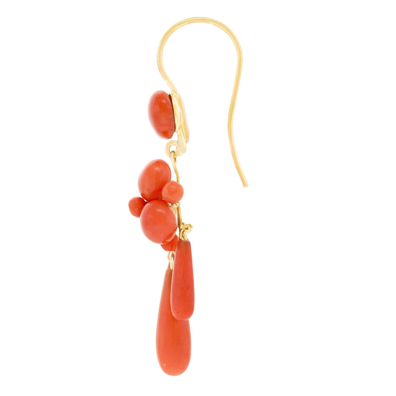 Victorian Coral Girandole Earrings In Excellent Condition In Litchfield, CT