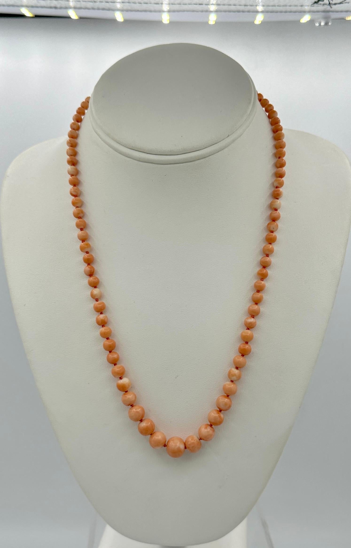 Victorian Coral Gold Necklace 20 Inches Graduated Coral Beads 5 - 10mm For Sale 5