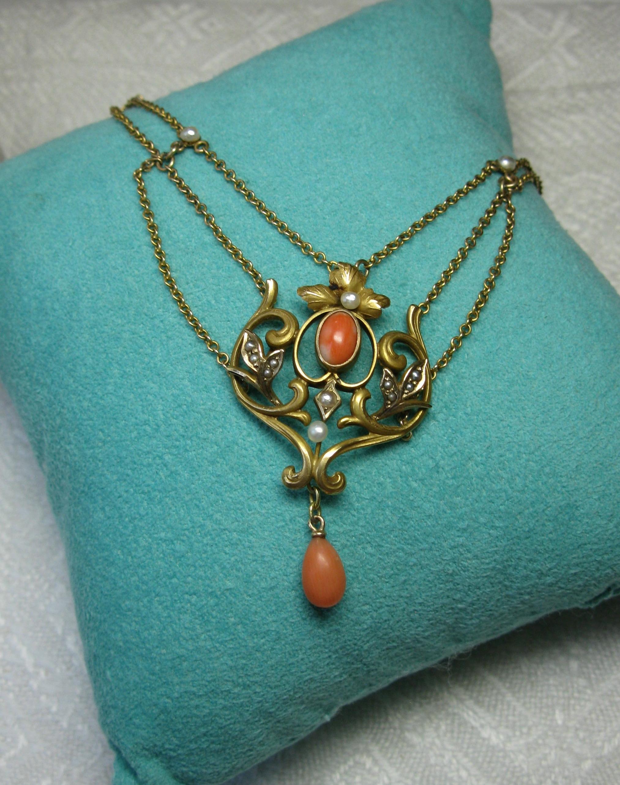 vintage victorian necklace