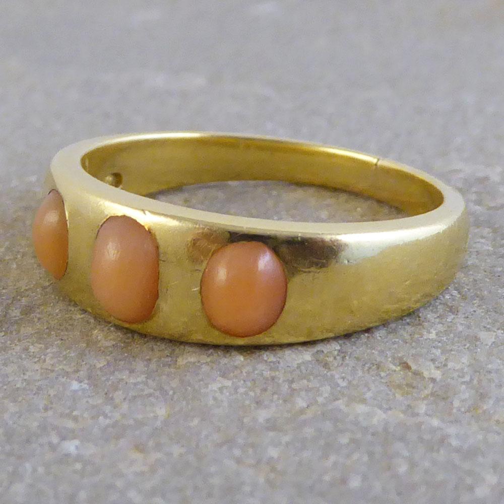 Victorian Coral Three-Stone 18 Carat Gold Band Ring 1