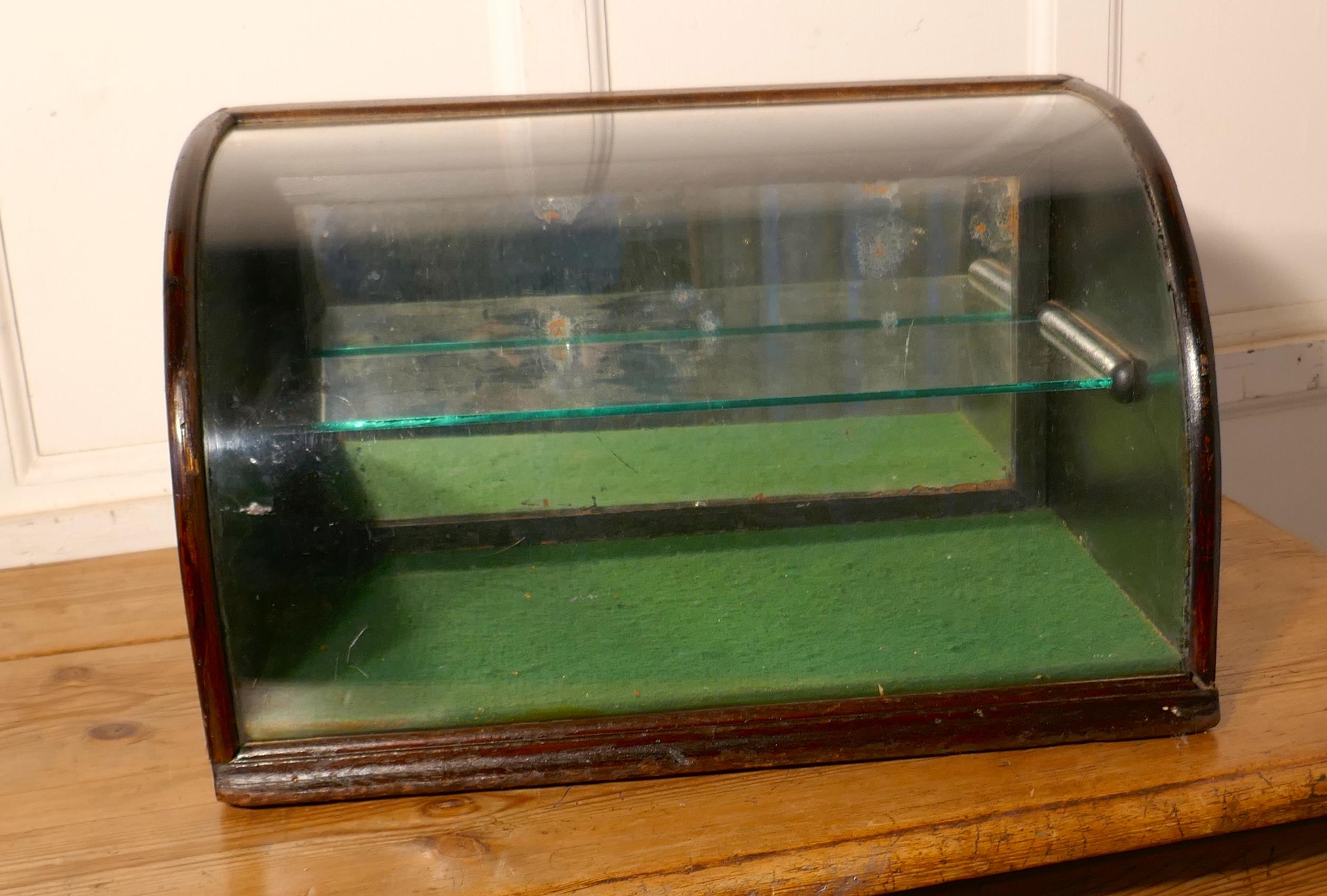 Victorian Curved, Mirrored Shop Display Cabinet 2