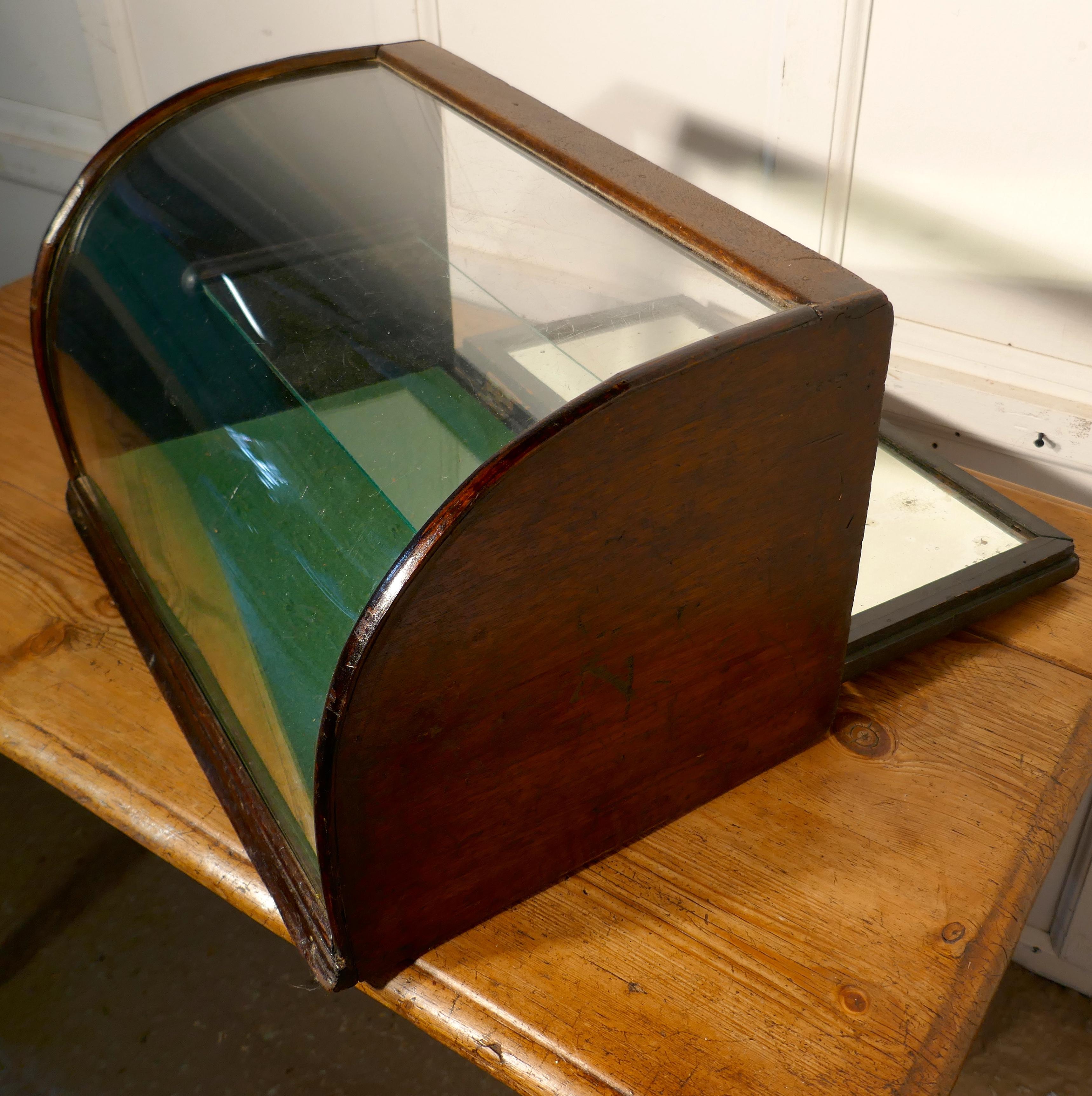 Victorian Curved, Mirrored Shop Display Cabinet 3