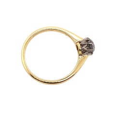 Anello vintage con diamante taglio vittoriano da 0,65 carati incastonato in platino e oro giallo 18 carati