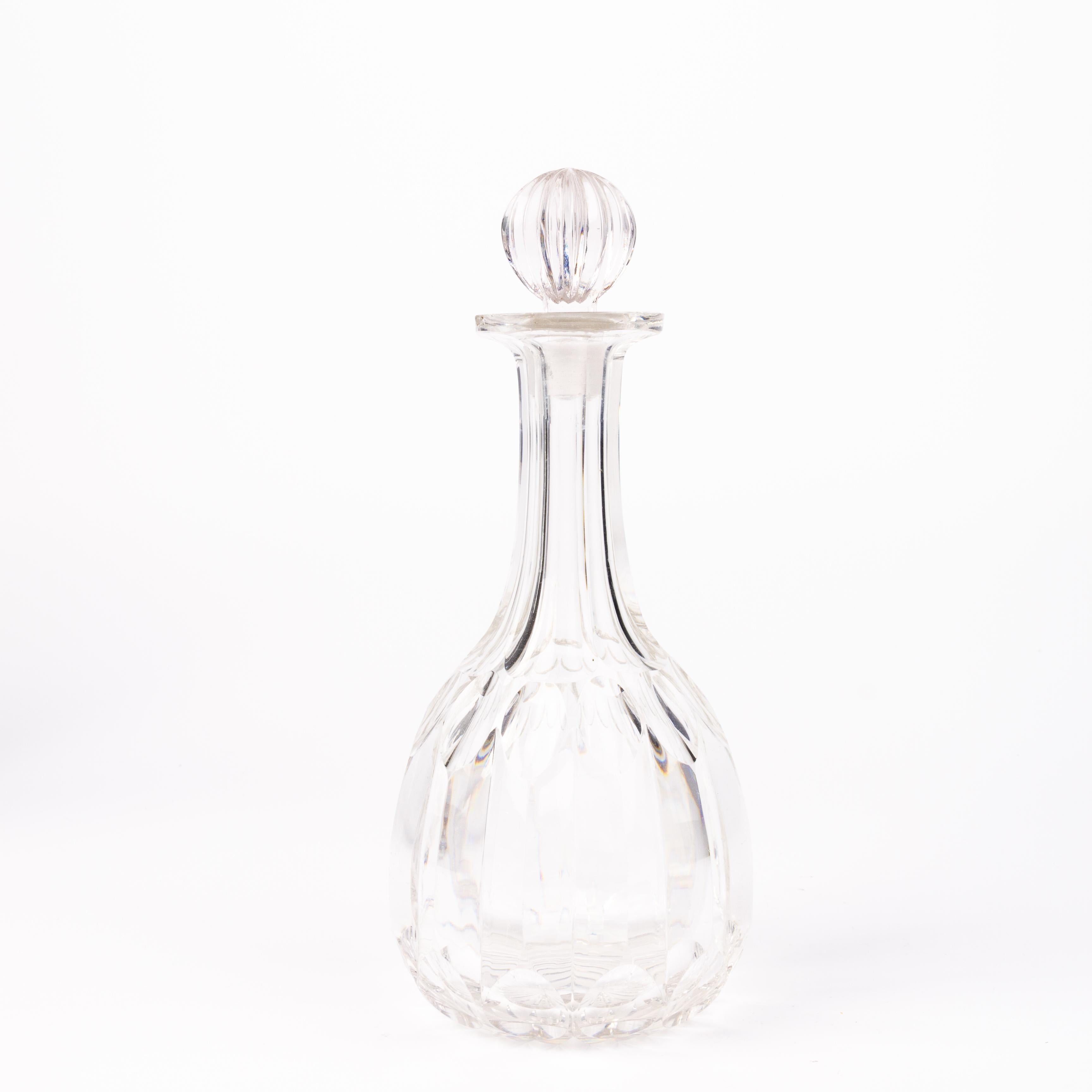 Victorian Cut Crystal Glass Spirit Decanter Bottle  In Good Condition For Sale In Nottingham, GB