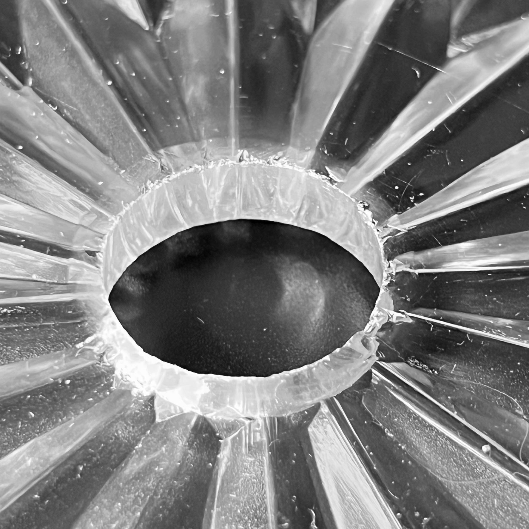 Viktorianischer Tafelaufsatz aus geschliffenem Glas Vase im Angebot 13