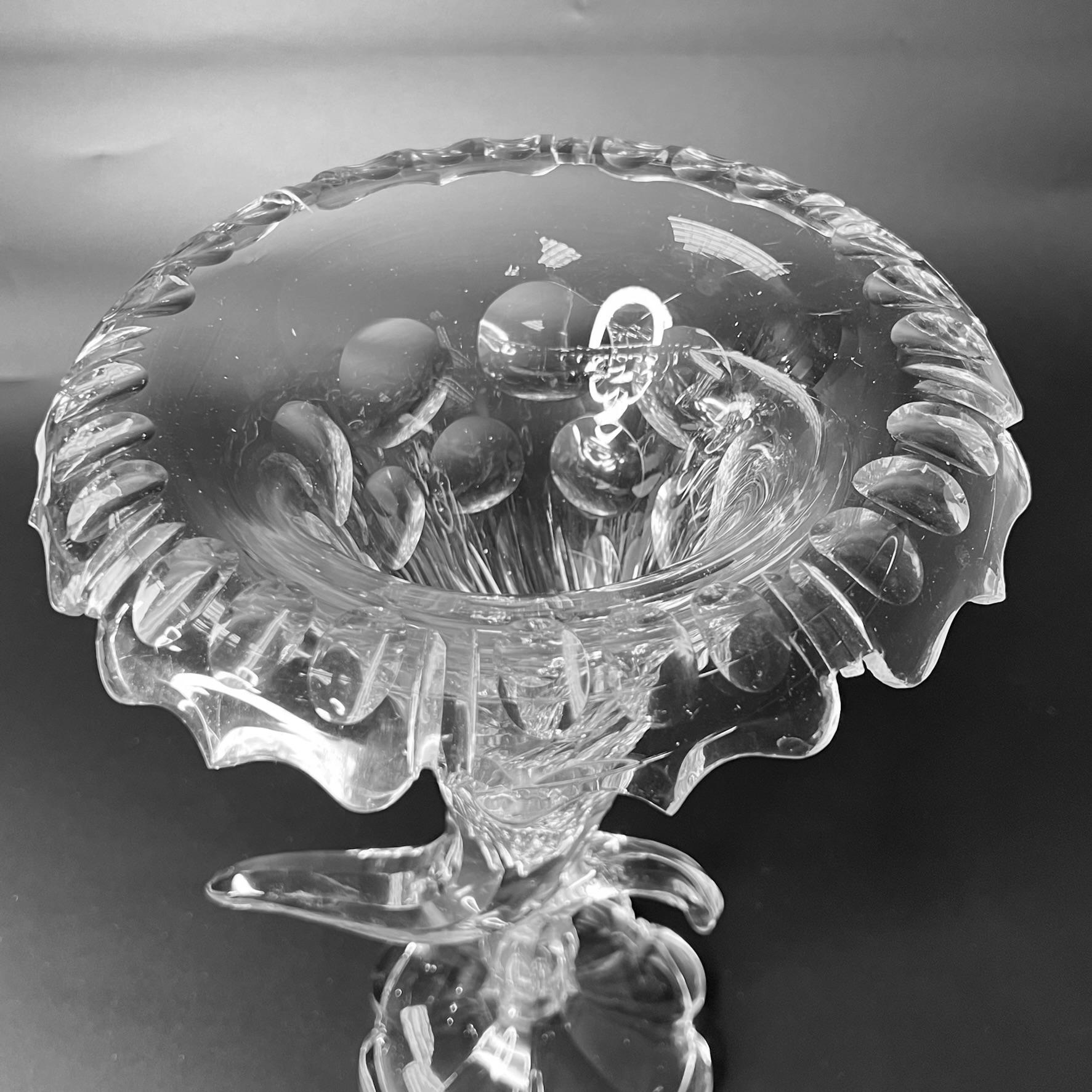 Viktorianischer Tafelaufsatz aus geschliffenem Glas Vase im Angebot 3