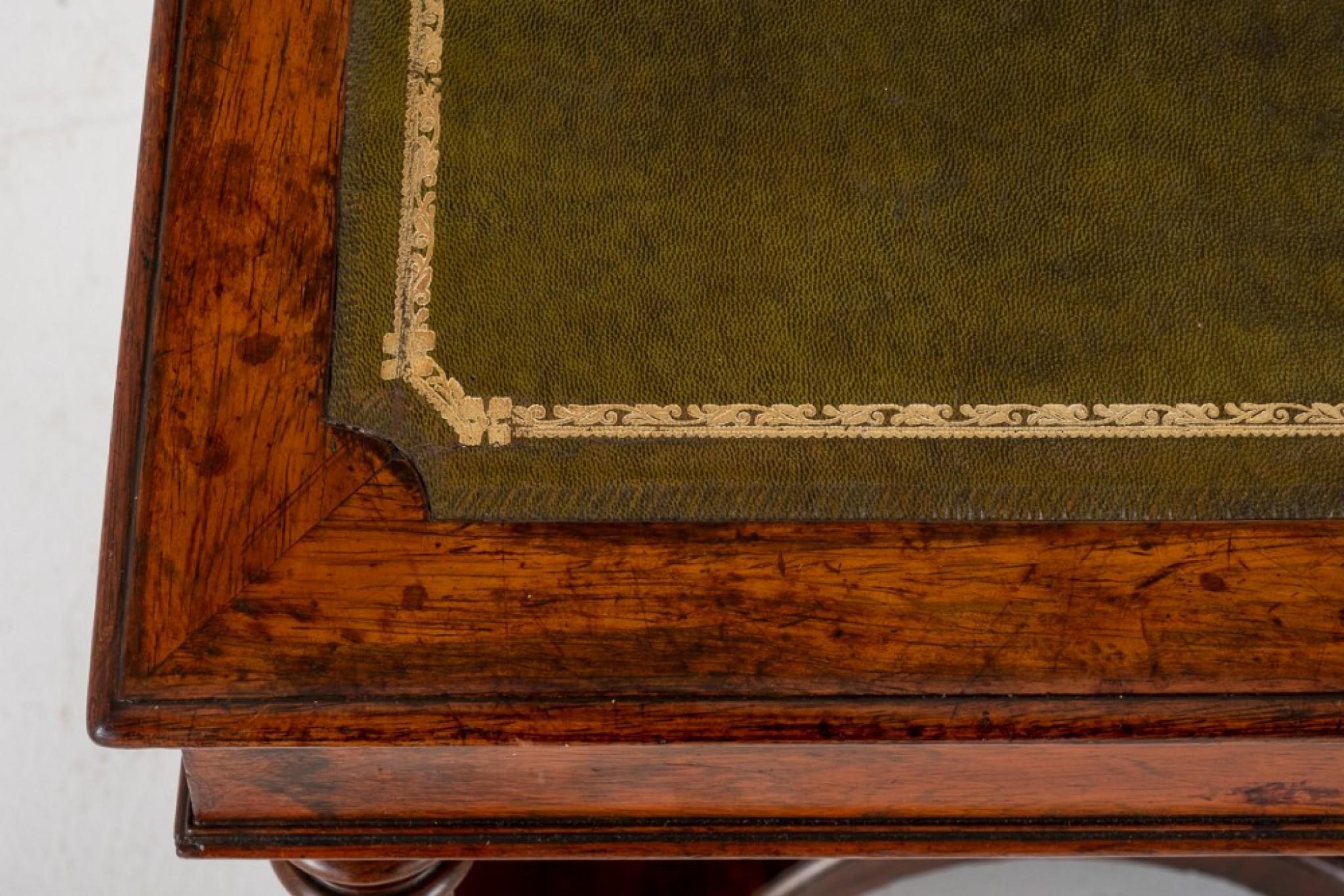 Victorian Davenport Desk Antique, 1850 For Sale 5