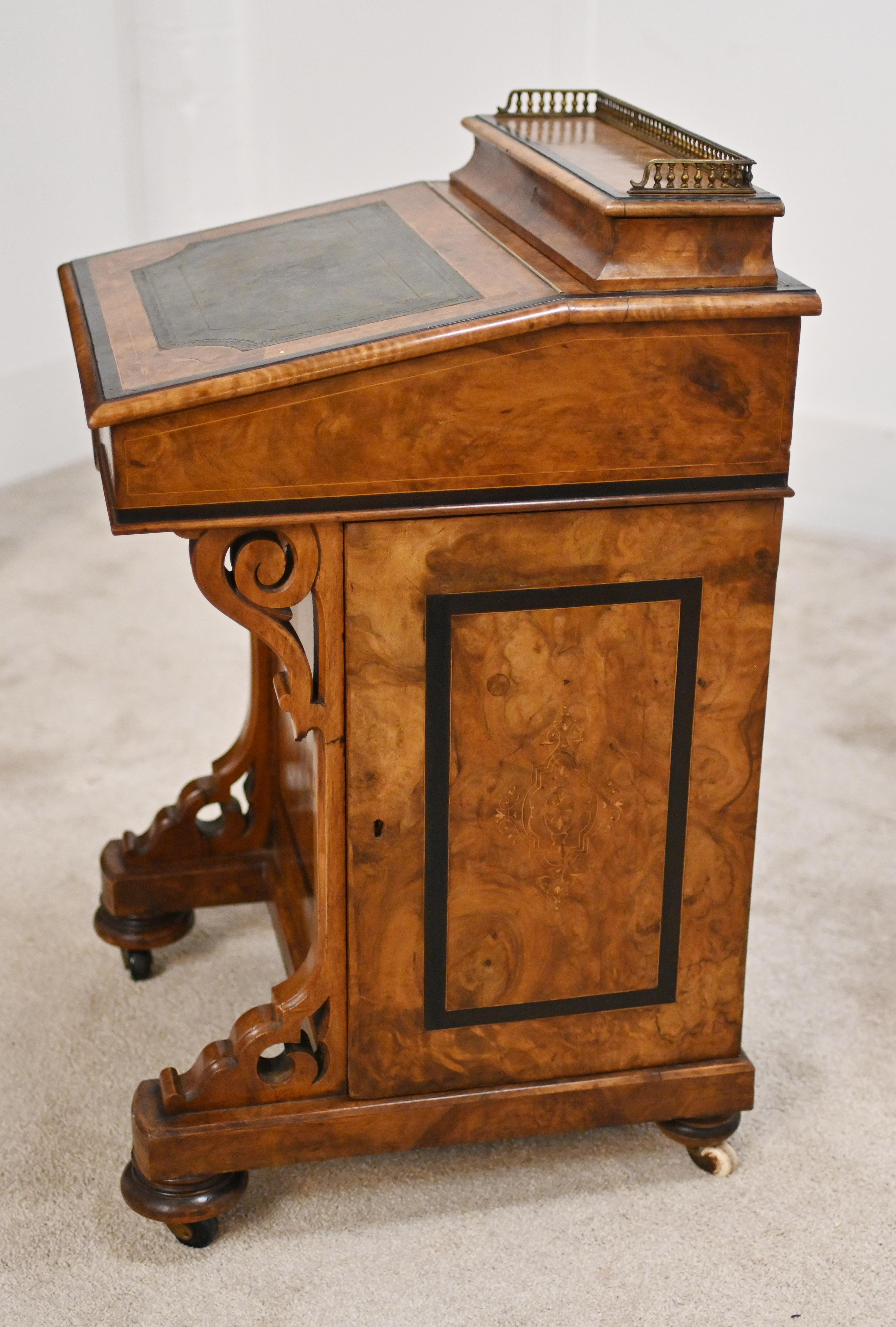 Victorian Davenport Desk Walnut 1880 5