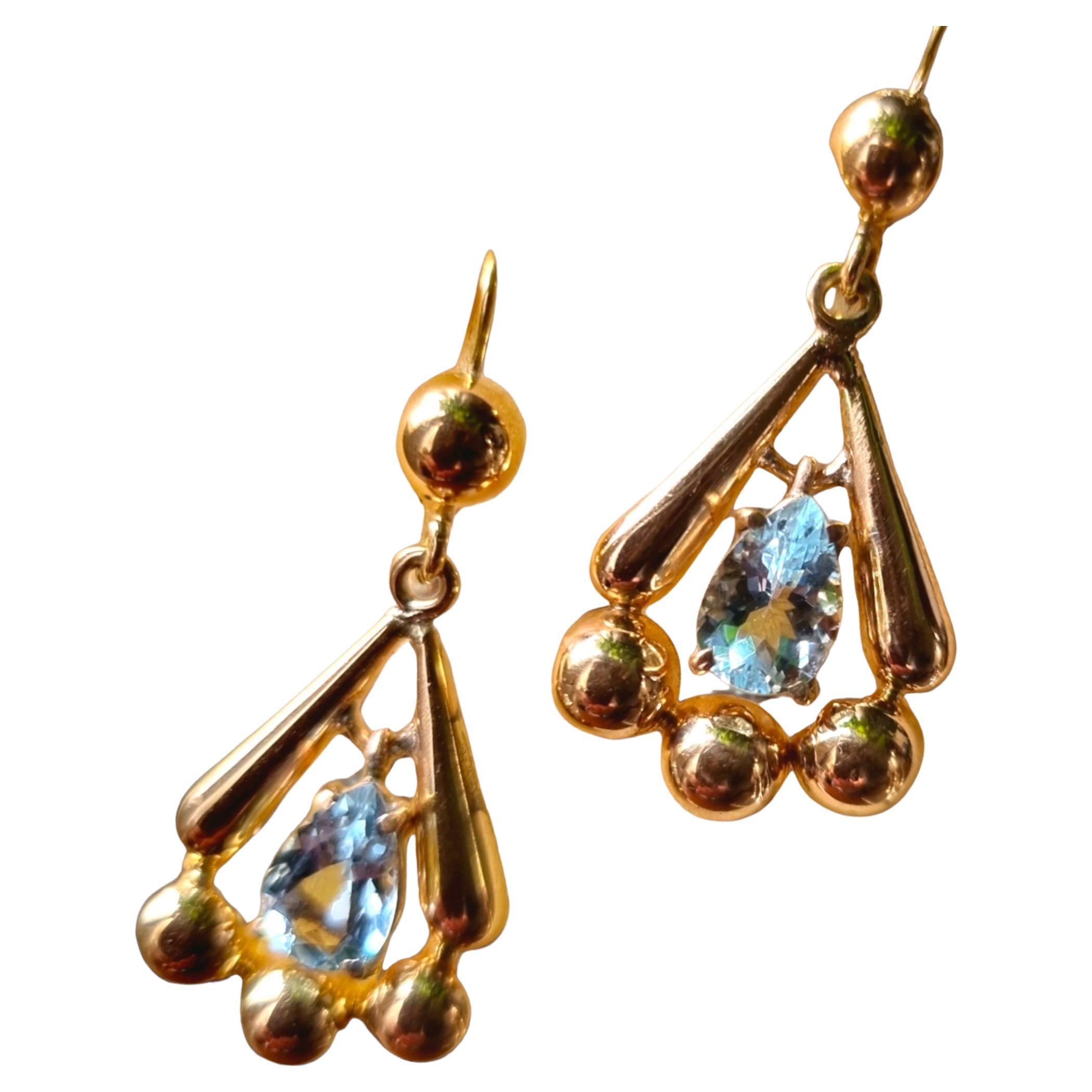 Victorian  Day and Night Aquamarine Dangle Earrings in Yellow Gold