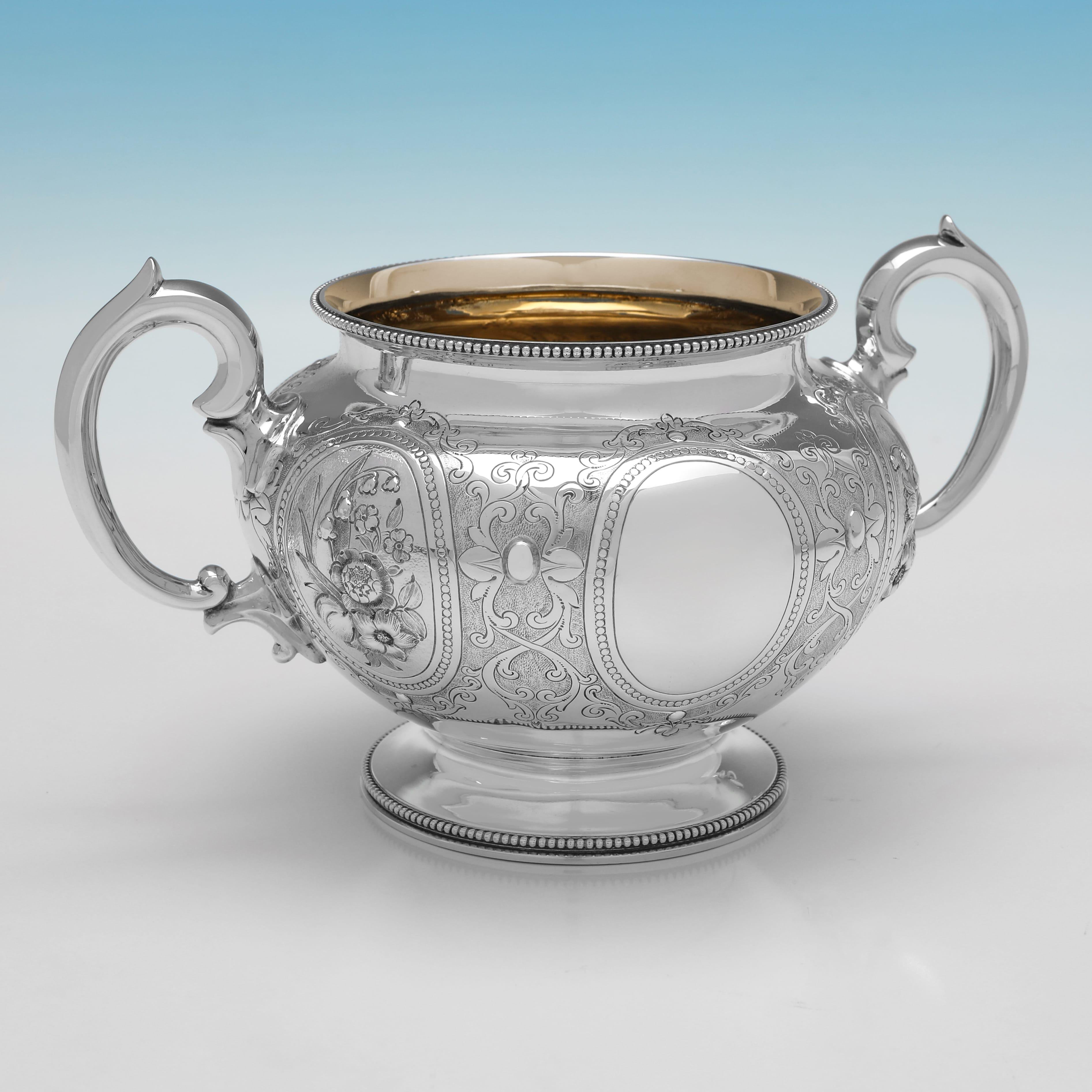 Service à thé et café décoratif victorien de 5 pièces par Barnards, Londres 1862 en vente 4