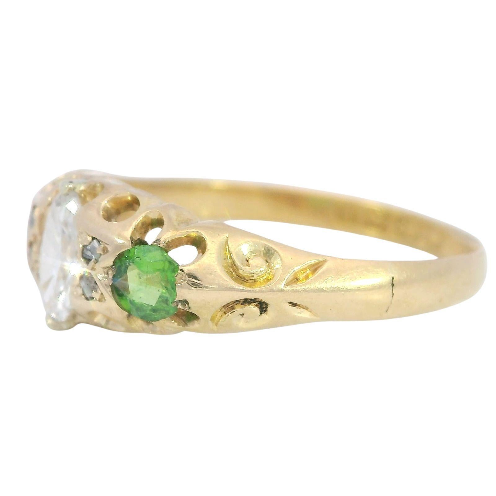 Viktorianischer Demantoid Diamantring 18K Gelbgold Englisch ~0.7ctw Damen im Angebot