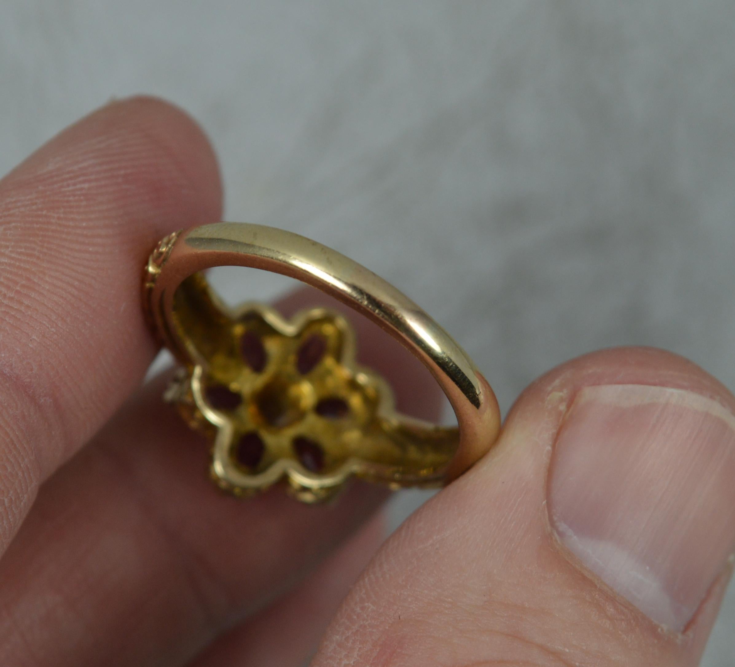 Victorian Design 9ct Gold Peridot and Garnet Flower Cluster Ring In Good Condition In St Helens, GB