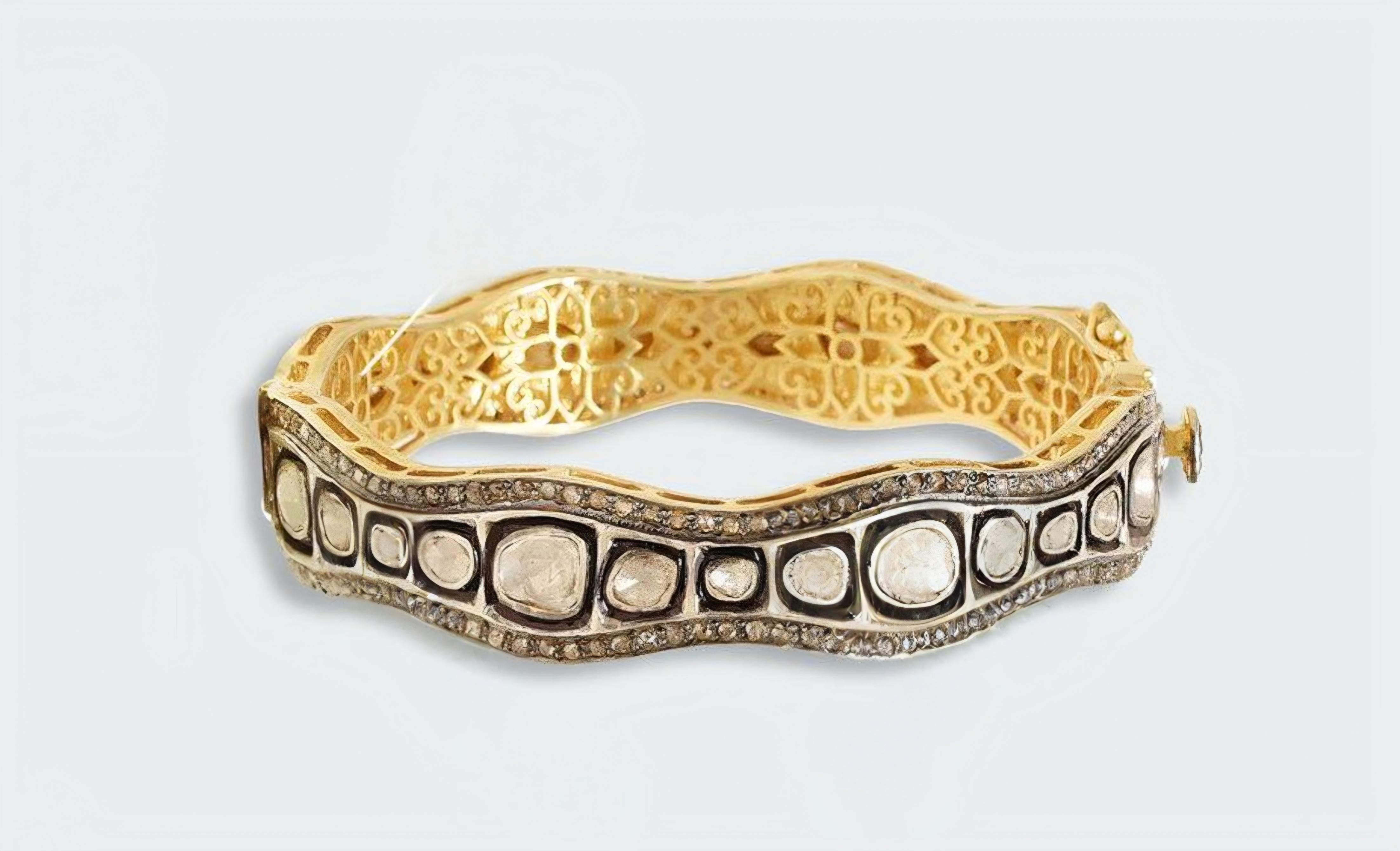 Round Cut Victorian design se Cut Polki Diamond Bangle 925 Sterling Silver for Gift For Sale