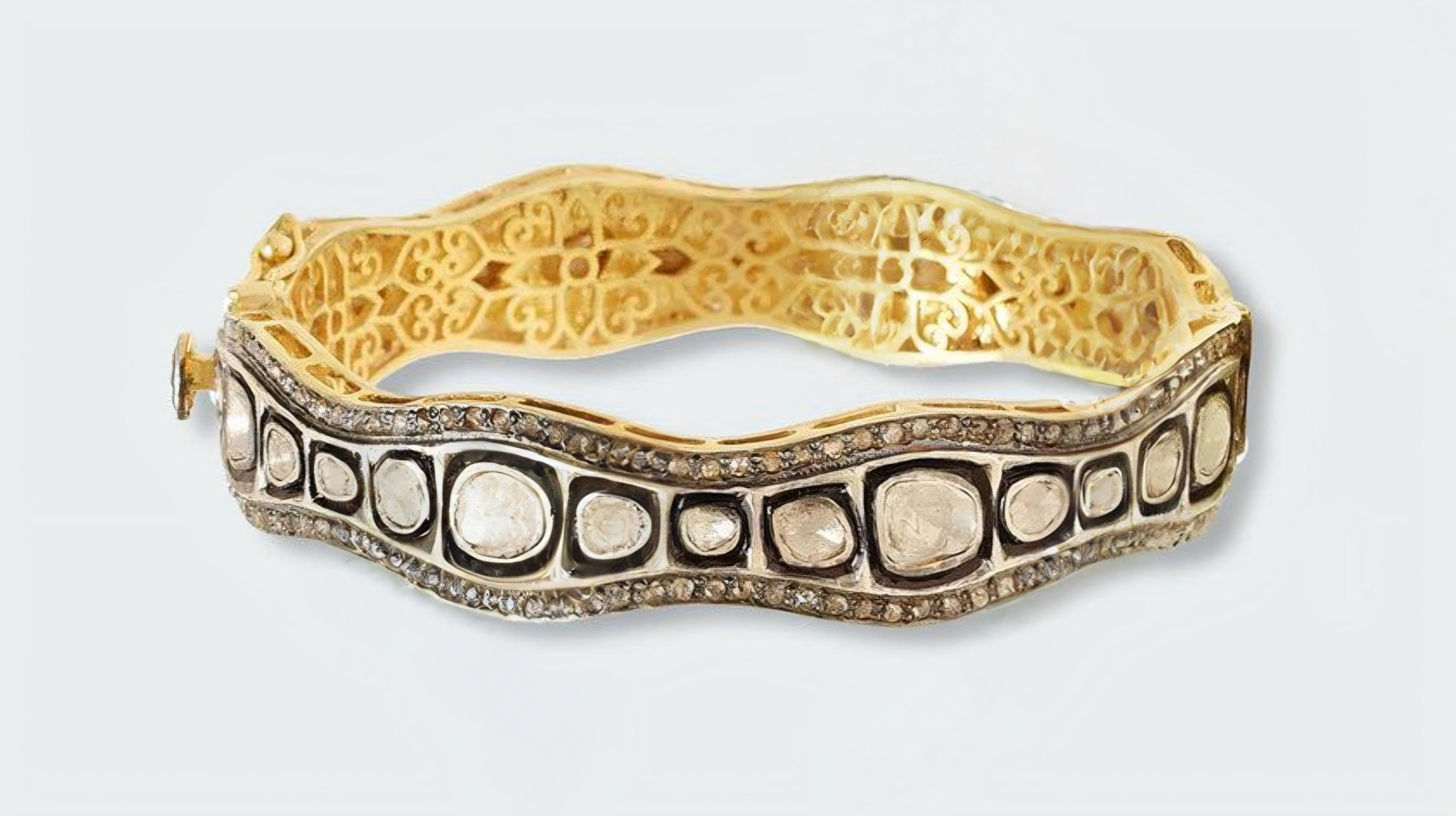 Victorian design se Cut Polki Diamond Bangle 925 Sterling Silver for Gift In New Condition For Sale In Chicago, IL