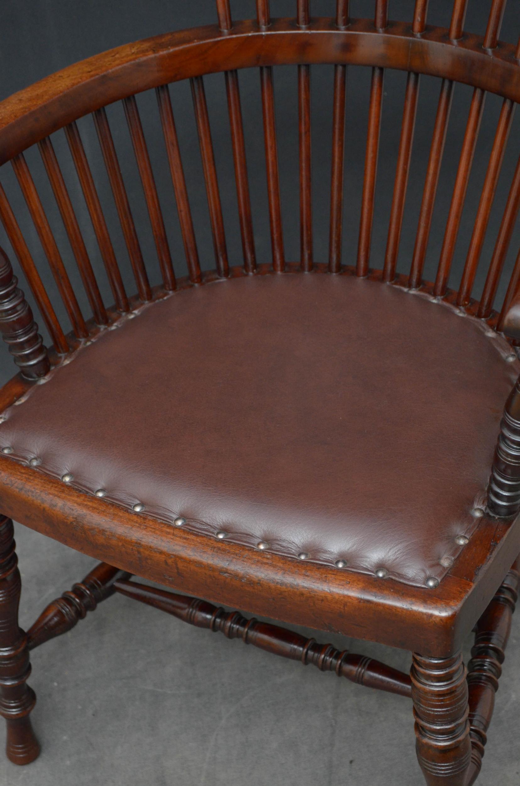 British Victorian Desk Chair in Mahogany