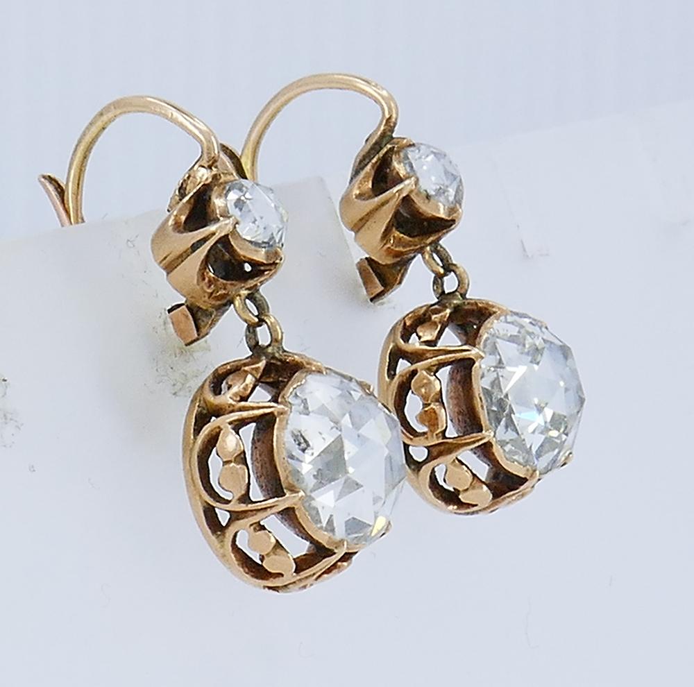 Taille rose Boucles d'oreilles pendantes en or 14k avec diamants de style victorien, bijoux anciens de succession en vente
