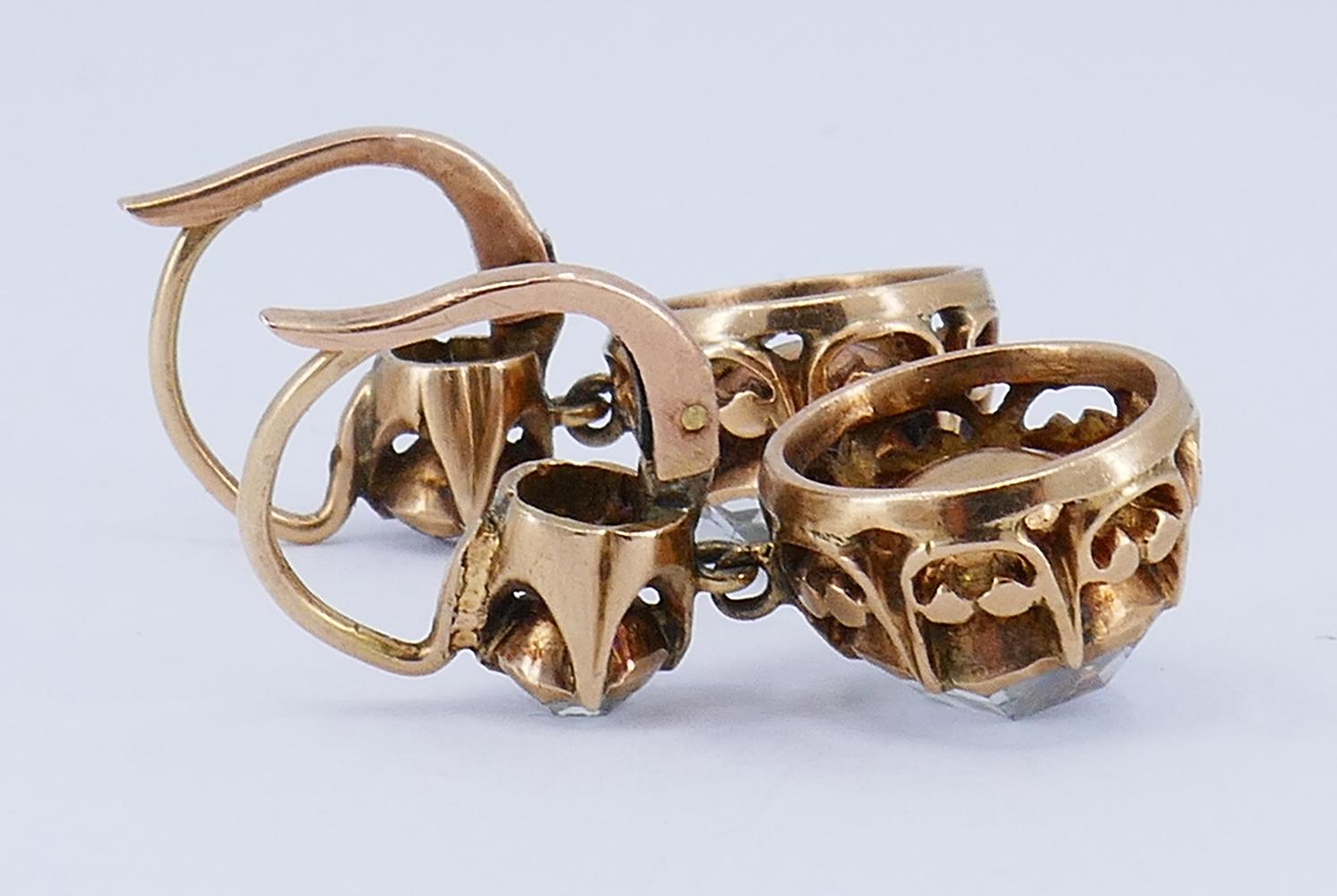 Boucles d'oreilles pendantes en or 14k avec diamants de style victorien, bijoux anciens de succession en vente 1