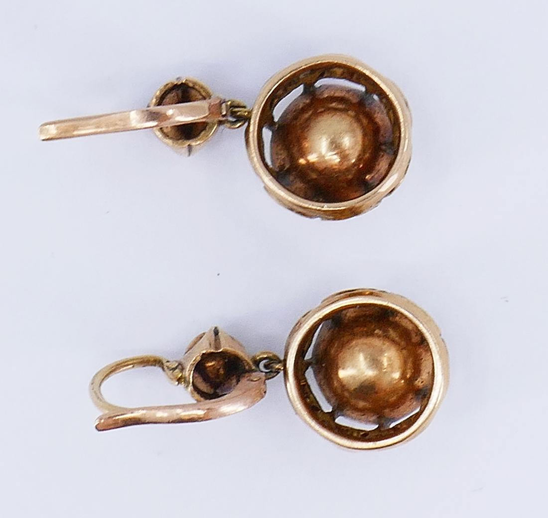 Boucles d'oreilles pendantes en or 14k avec diamants de style victorien, bijoux anciens de succession en vente 2