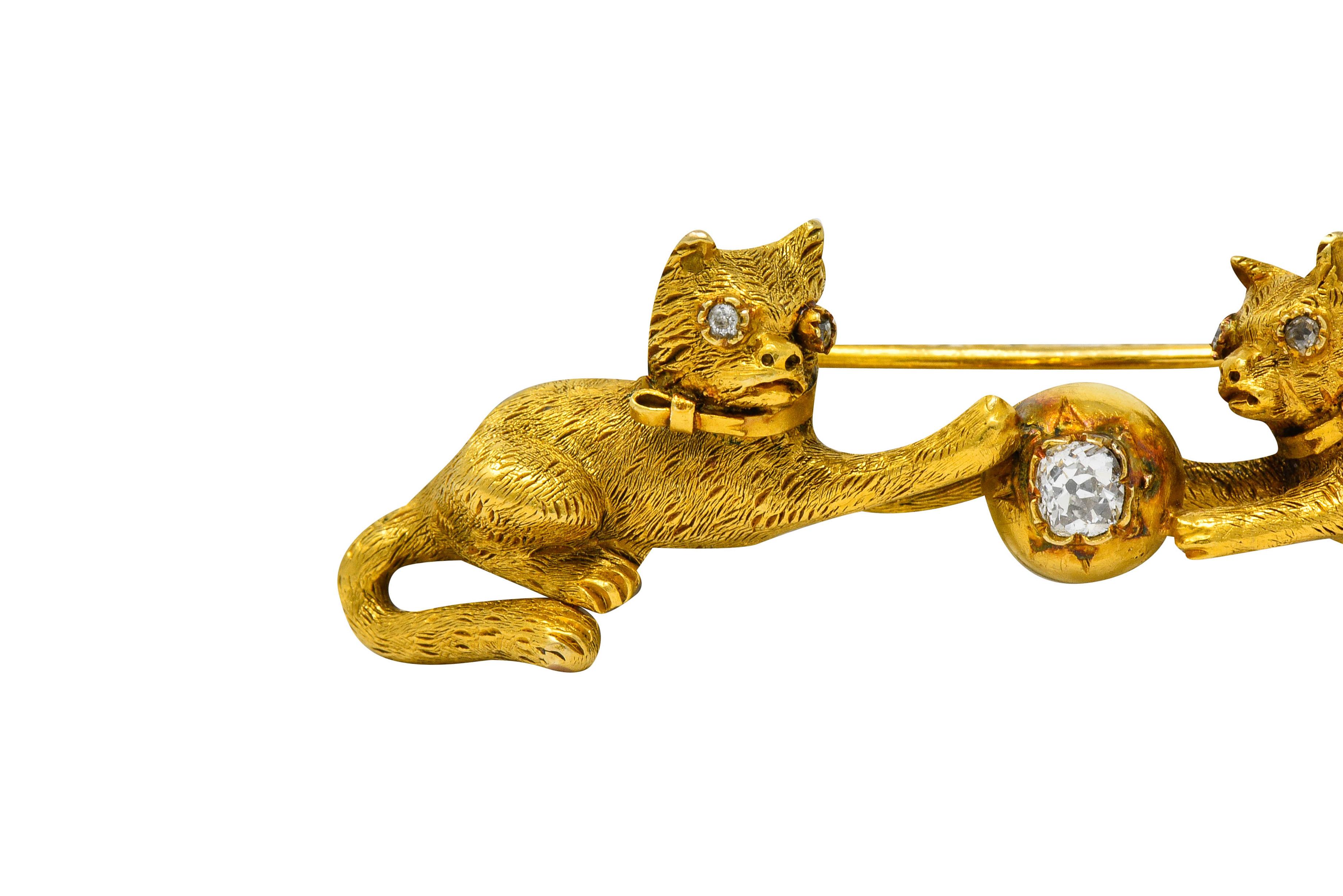 Women's or Men's Victorian Diamond 18 Karat Yellow Gold Kitten Cat Bar Brooch