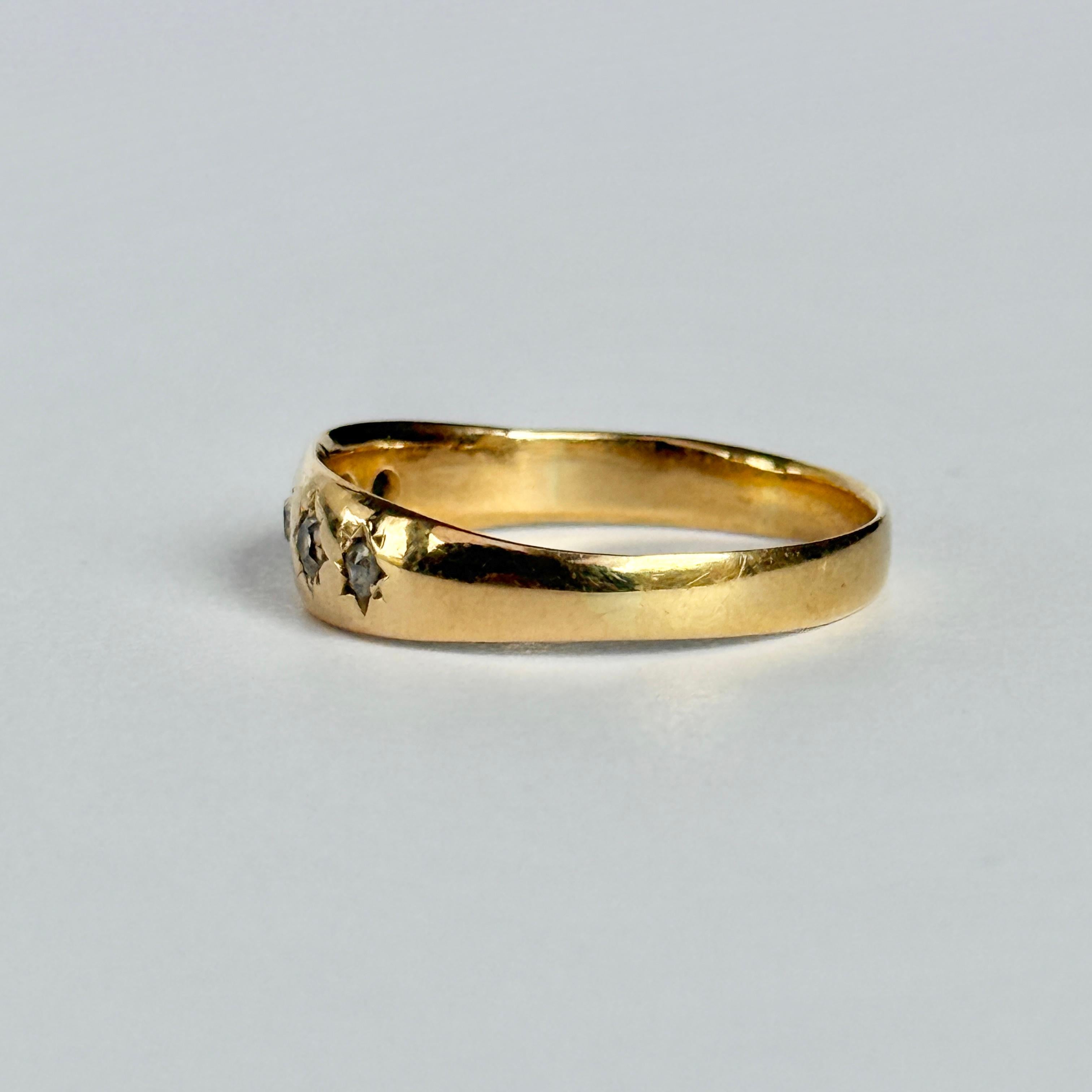 Women's or Men's Victorian Diamond and 18 Carat Gold Five Stone Star Setting Ring For Sale