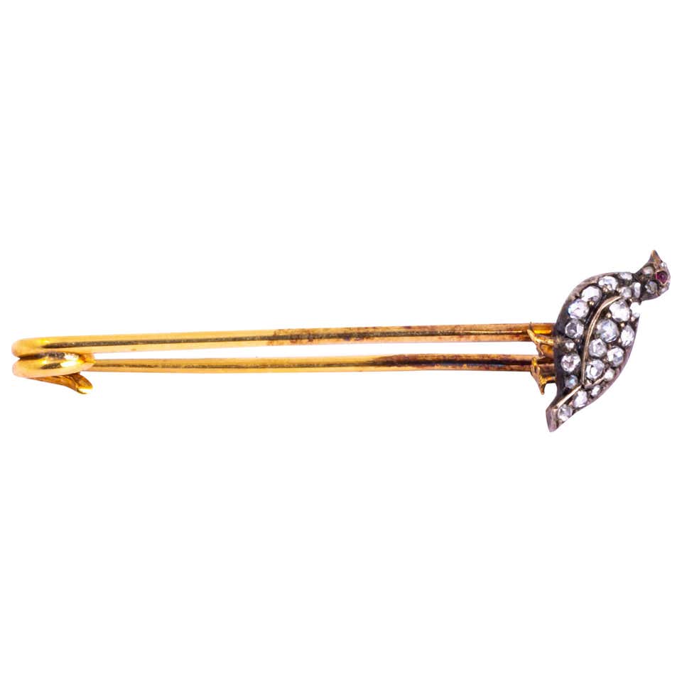 Victorian Diamond and 18 Carat Gold Pin For Sale at 1stDibs