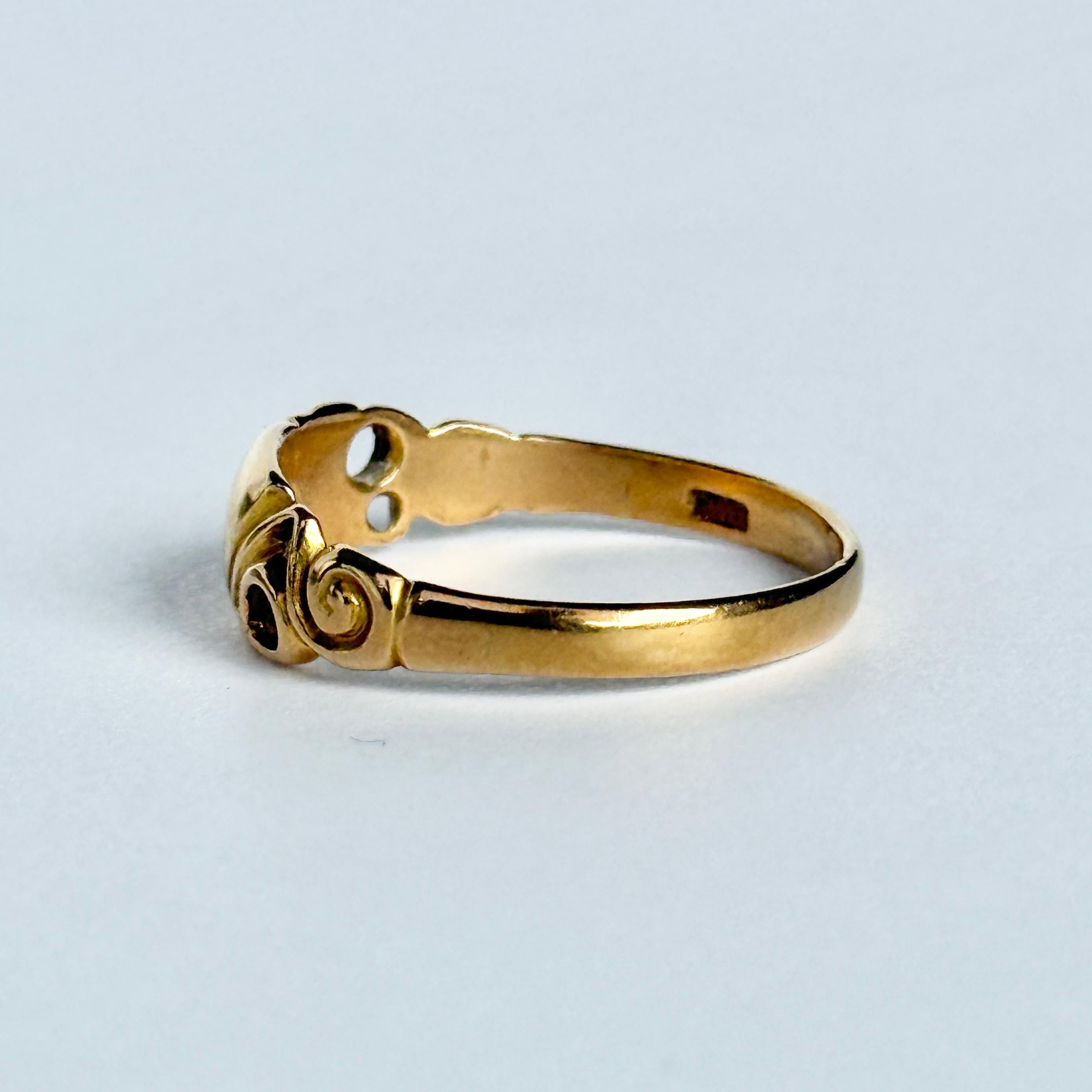 Women's or Men's Victorian Diamond and 18 Carat Gold Star Setting Ring For Sale