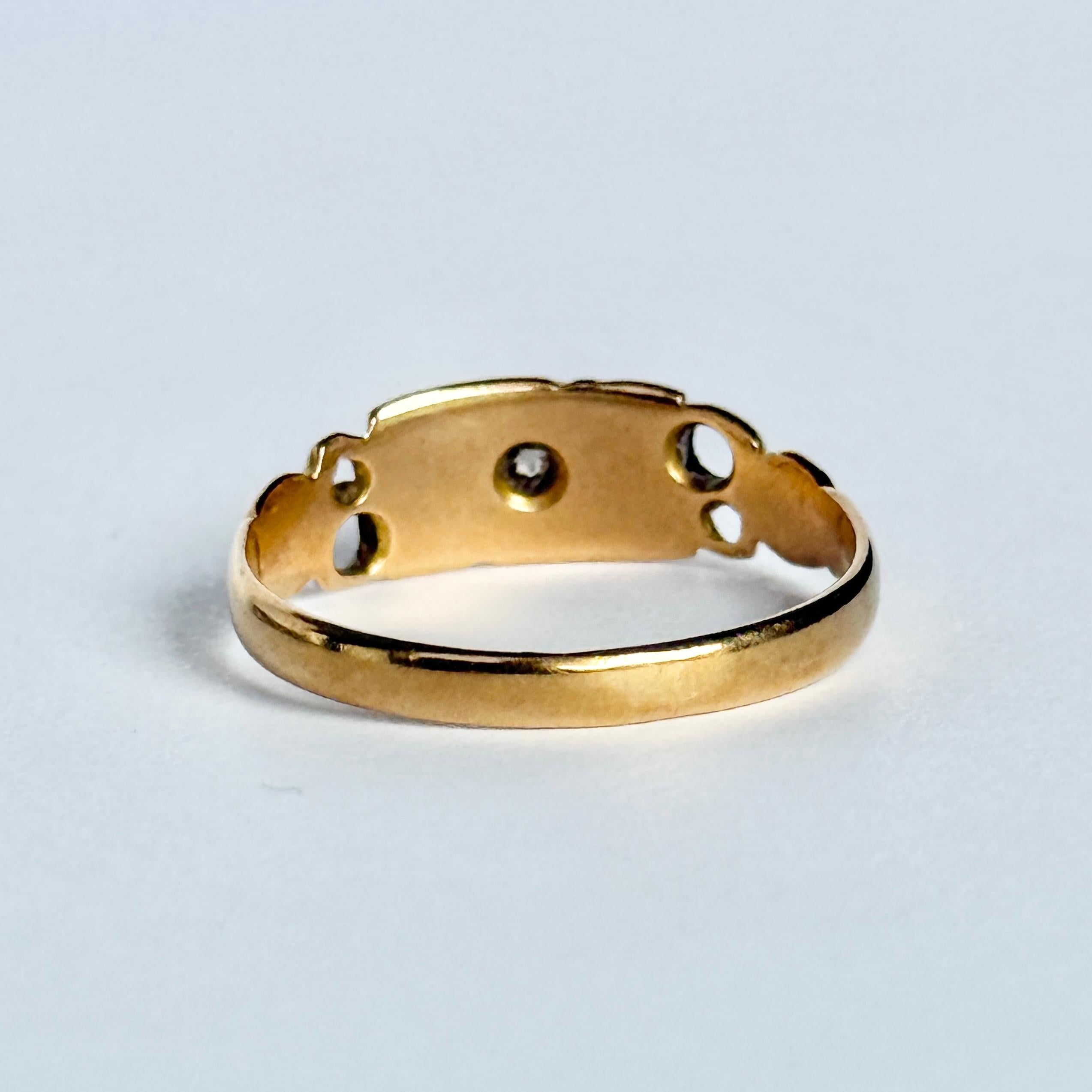 Victorian Diamond and 18 Carat Gold Star Setting Ring For Sale 1