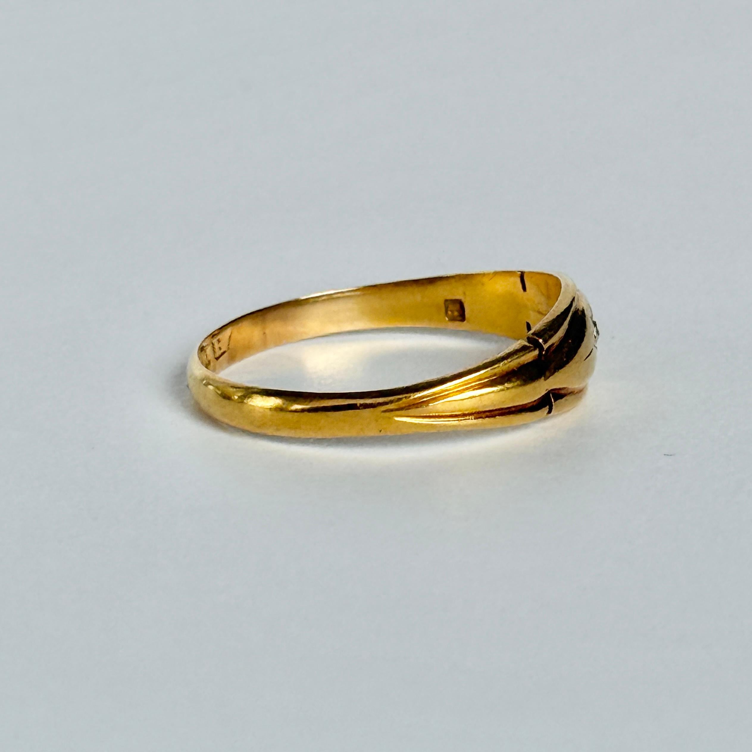 Victorian Diamond and 18 Carat Gold Star Setting Ring For Sale 2