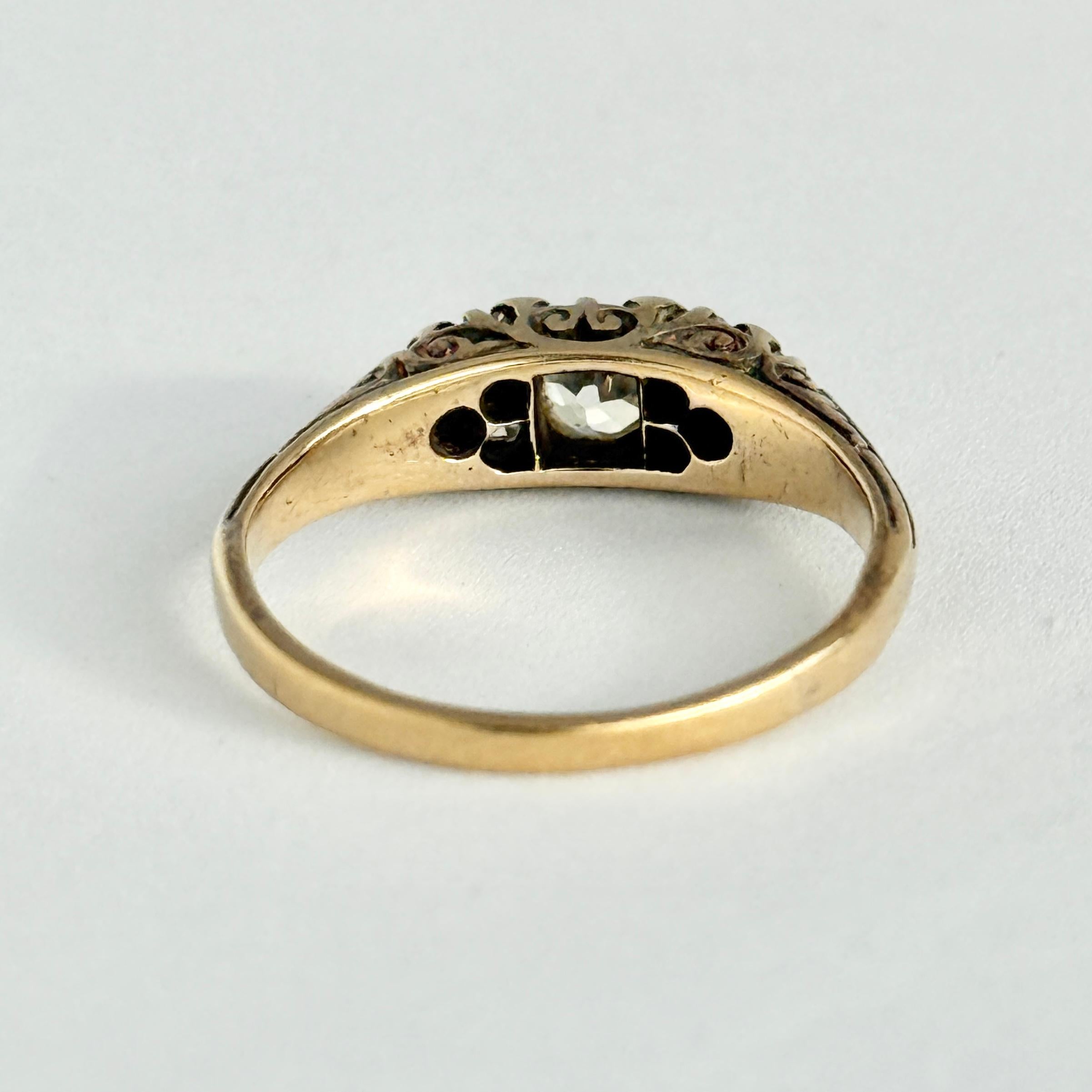 da uomo o donna Anello vittoriano con tre pietre in oro 18 carati e diamanti in vendita