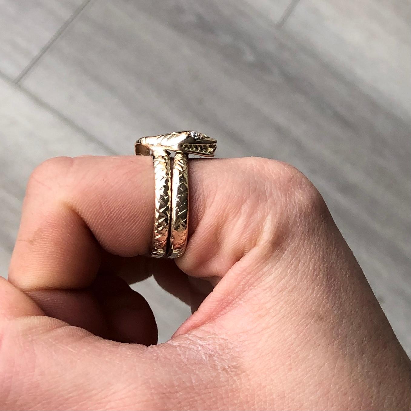 Victorian Diamond and 9 Carat Gold Snake Ring In Good Condition In Chipping Campden, GB