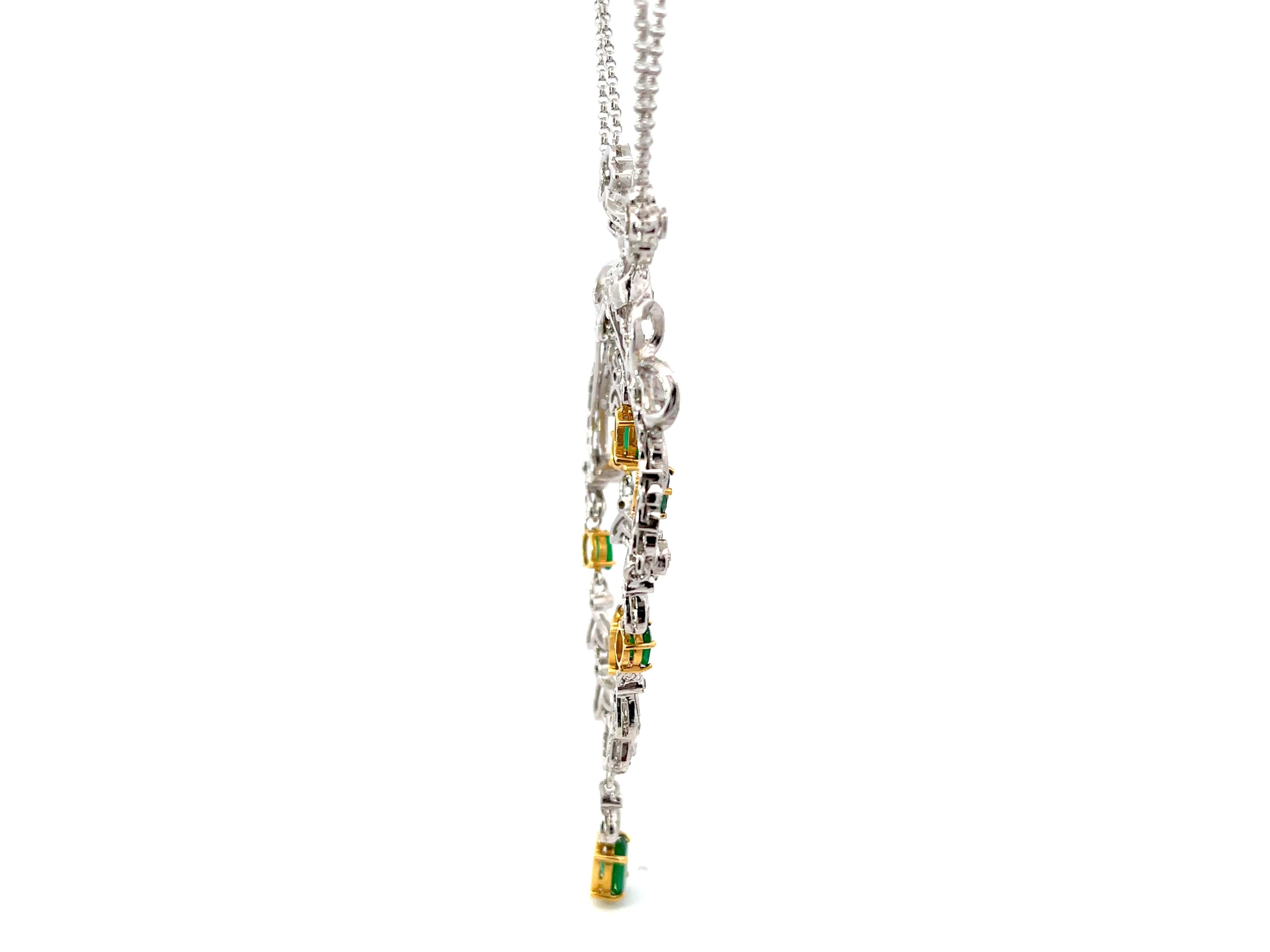 Women's Victorian Diamond and Emerald Dangly Pendant Necklace in 18k White Gold For Sale