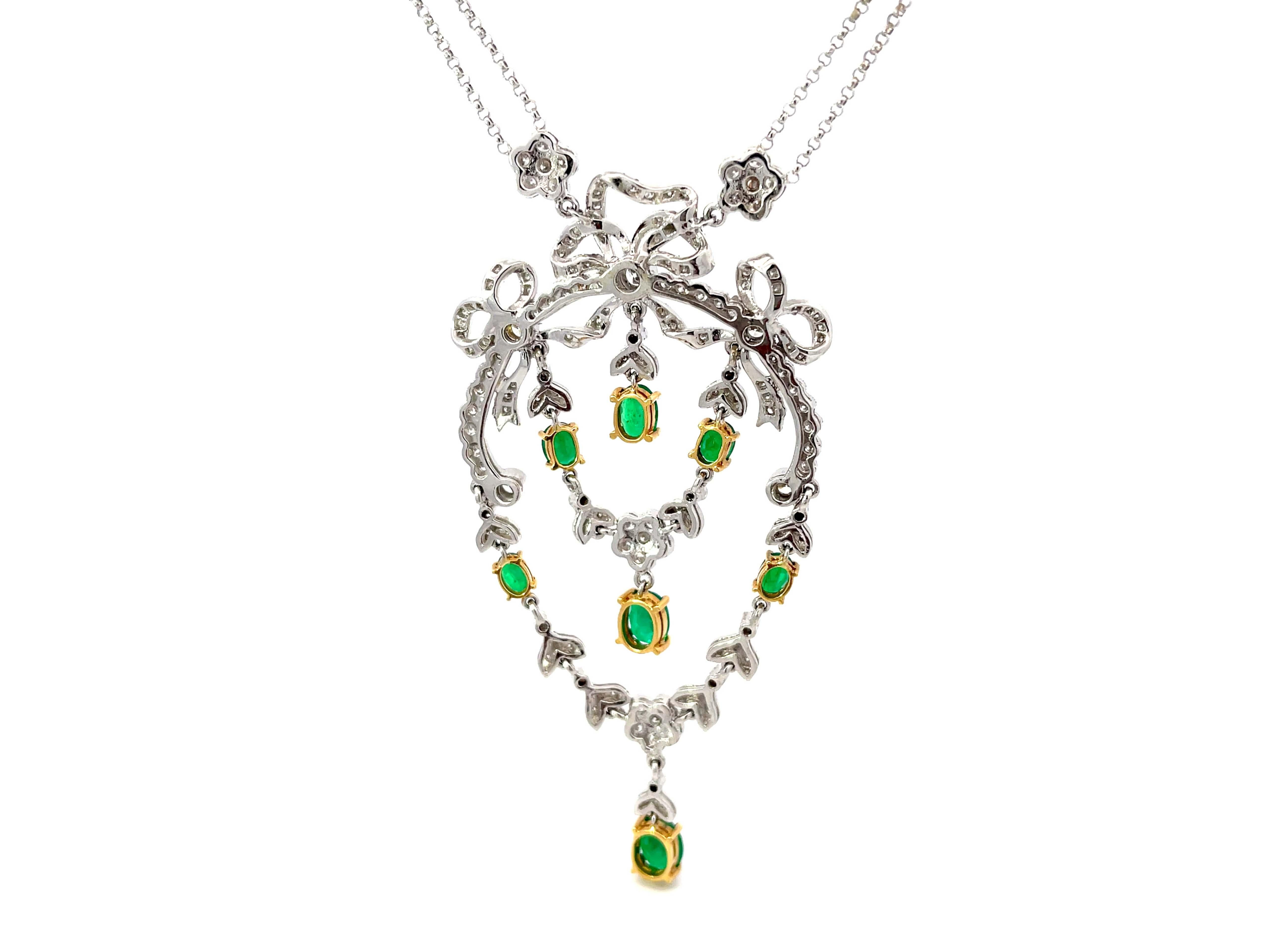 Victorian Diamond and Emerald Dangly Pendant Necklace in 18k White Gold For Sale 2