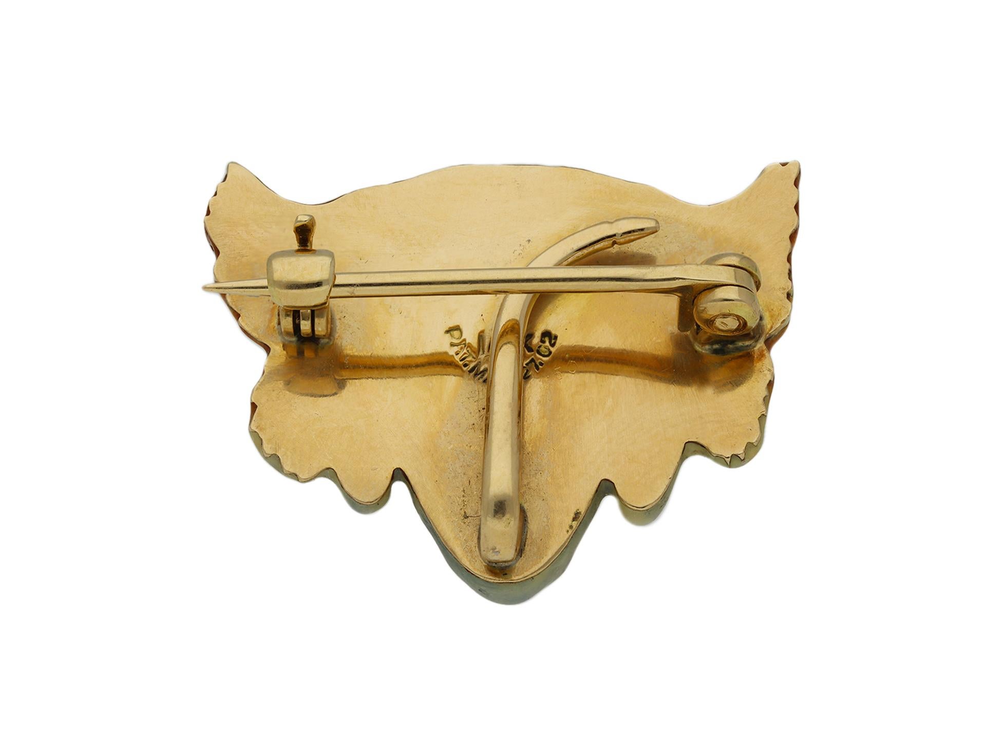 gold fang tiger