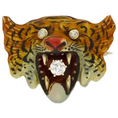 Spilla vittoriana con diamante e tigre smaltata, America, circa 1900