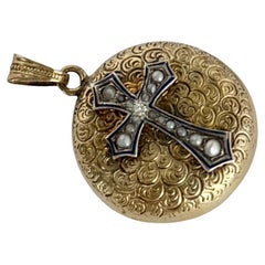 Médaillon victorien en or 9 carats avec diamants et perles