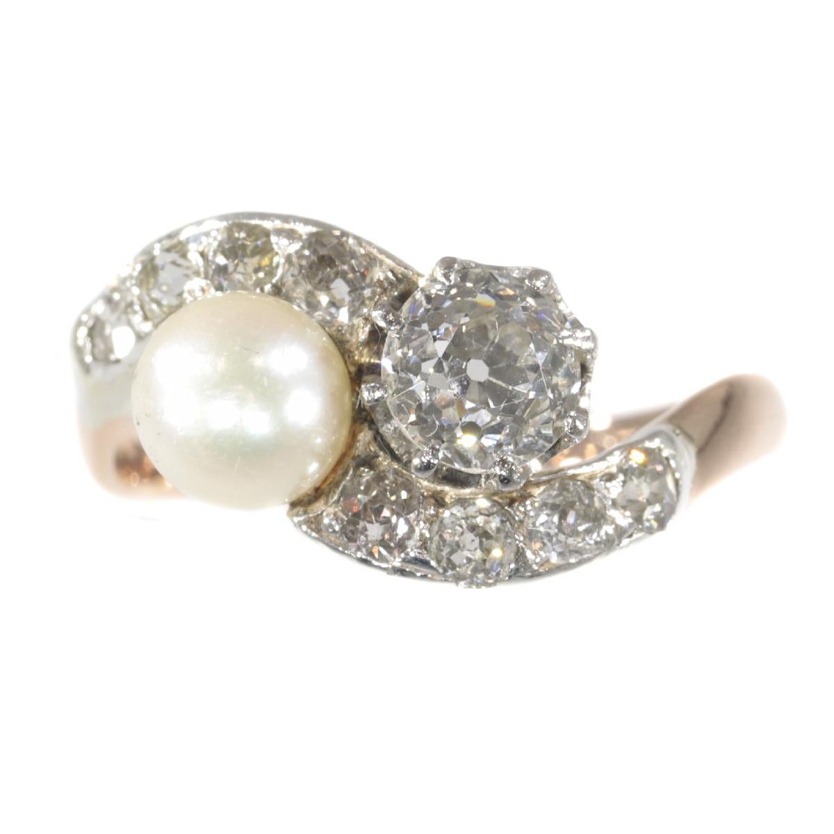 Antique jewelry object group: ring 'toi et moi'

Condition: very good condition

Ring size Continental: 54 & 17¼ , Size US 6¾ , Size UK: N
- Free resizing (only for extreme resizing we have to charge).

Do you wish for a 360° view of this unique
