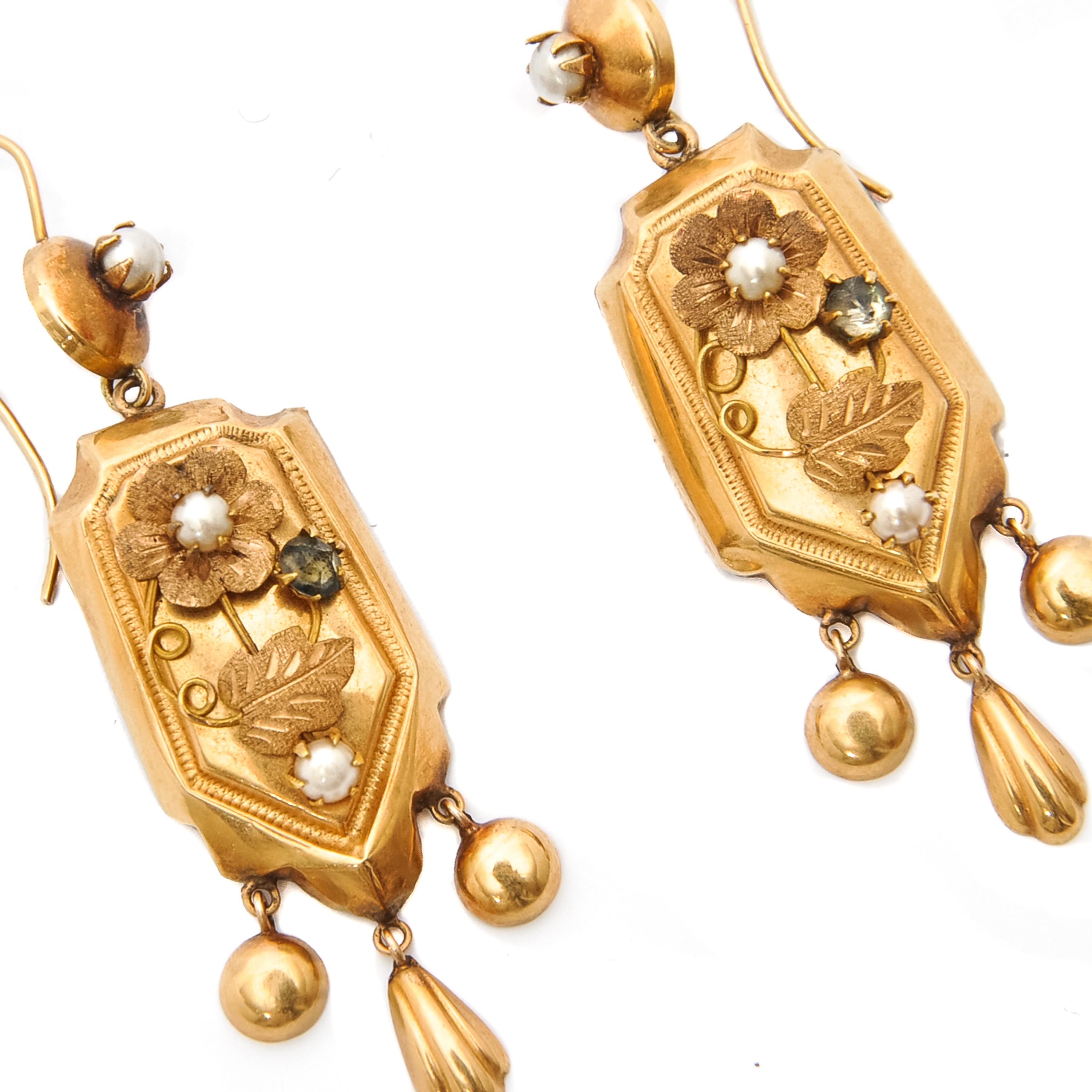 Old European Cut 18 Karat Yellow Gold Diamond Pearl Dangle Earrings