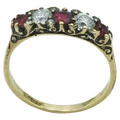 Bague empilable victorienne à cinq pierres en or jaune 18 carats, diamants et rubis