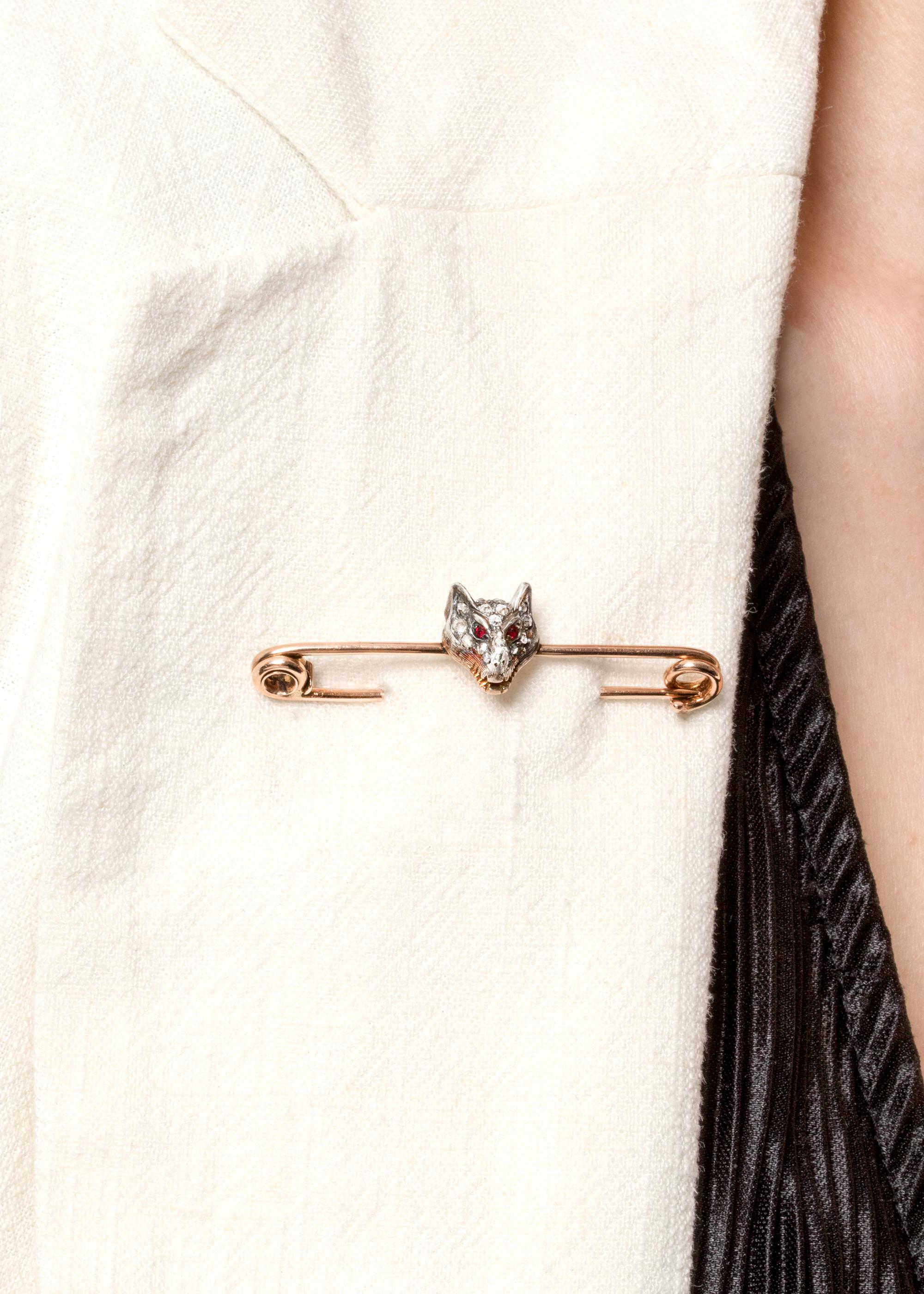 Victorian Diamond and Ruby Wolf Brooch, c.1880s In Good Condition For Sale In London, GB