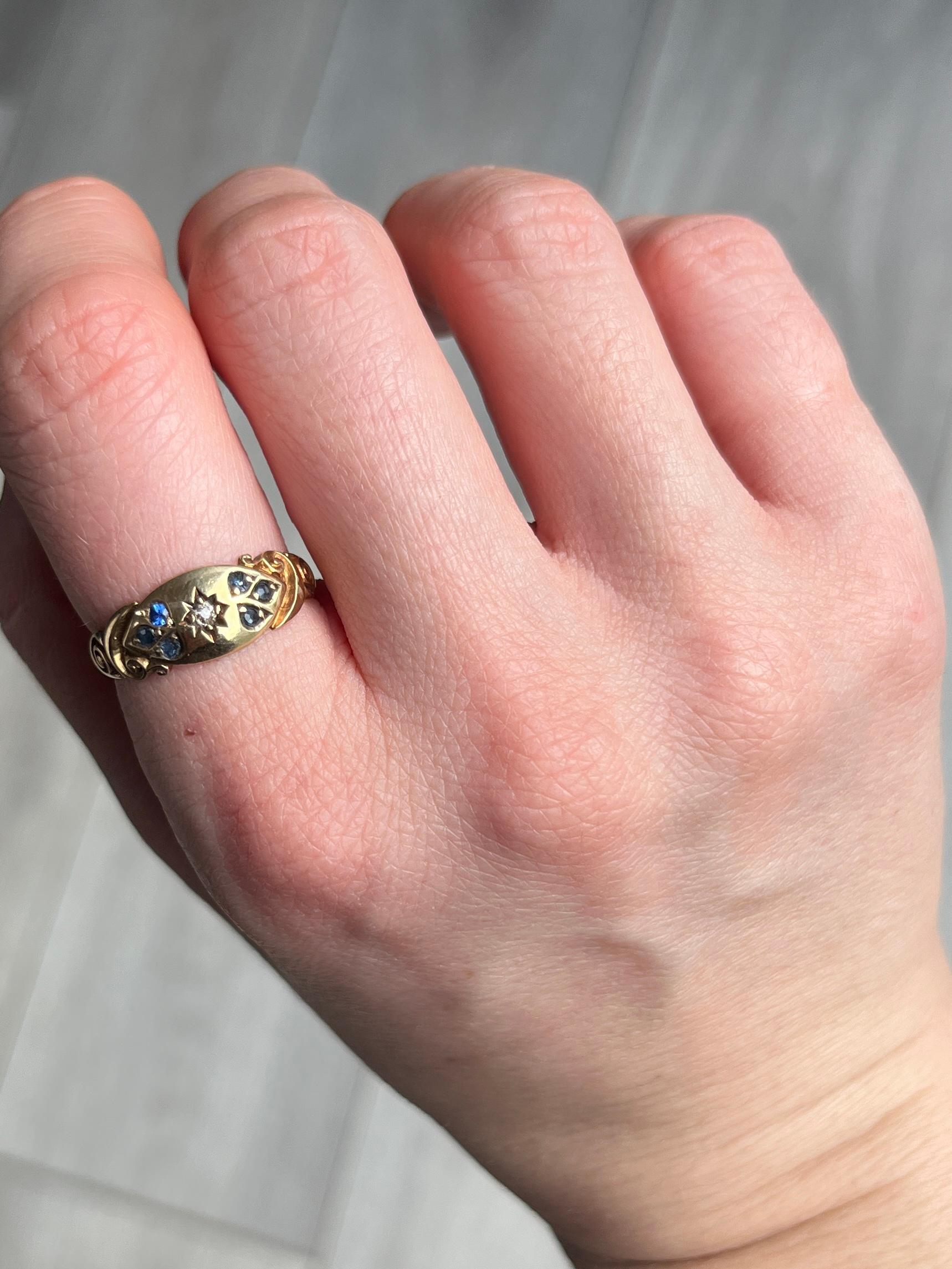 Round Cut Victorian Diamond and Sapphire 18 Carat Gold Ring