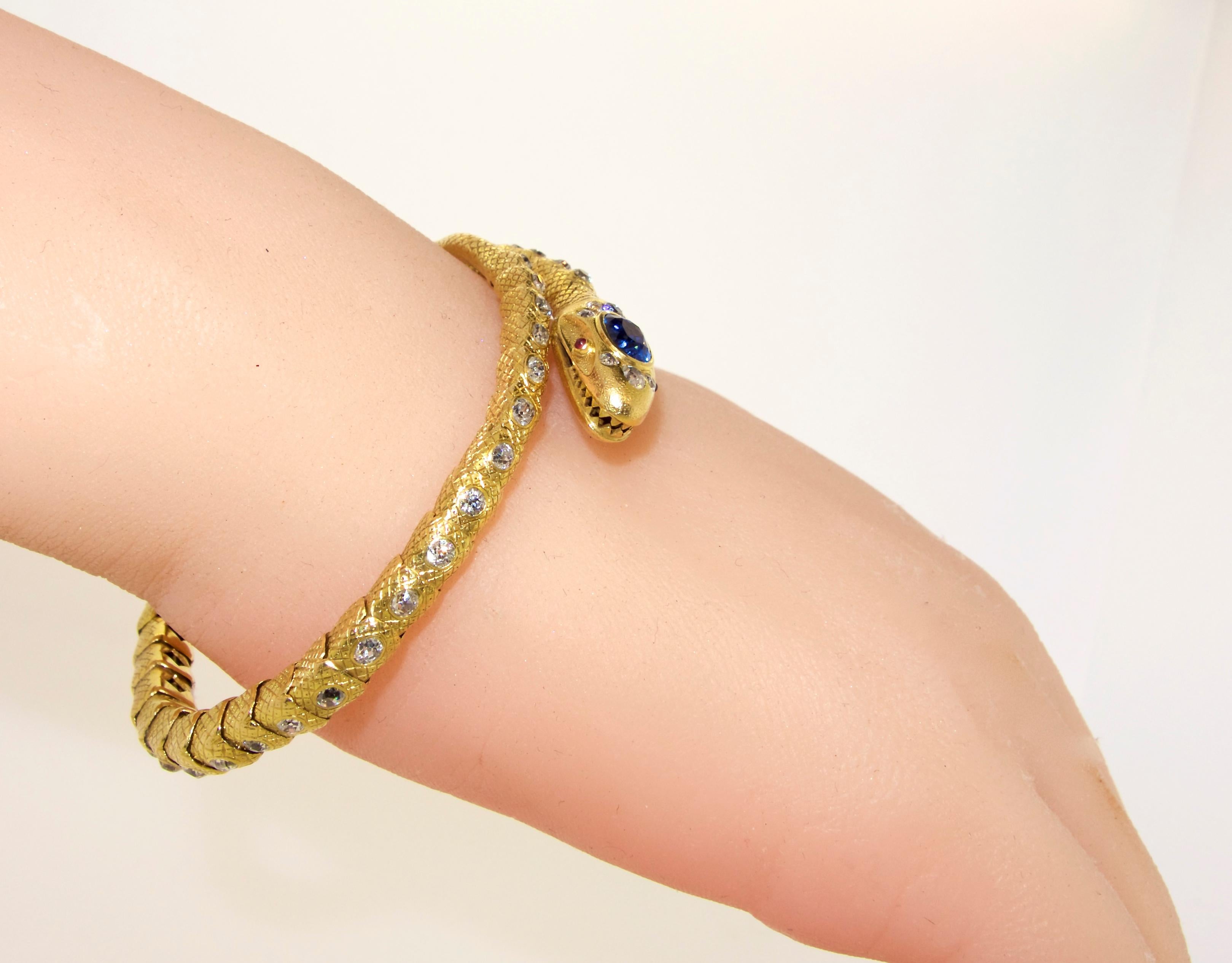 Victorian Diamond and Sapphire Serpent 18 Karat Gold Bracelet, circa 1860 2