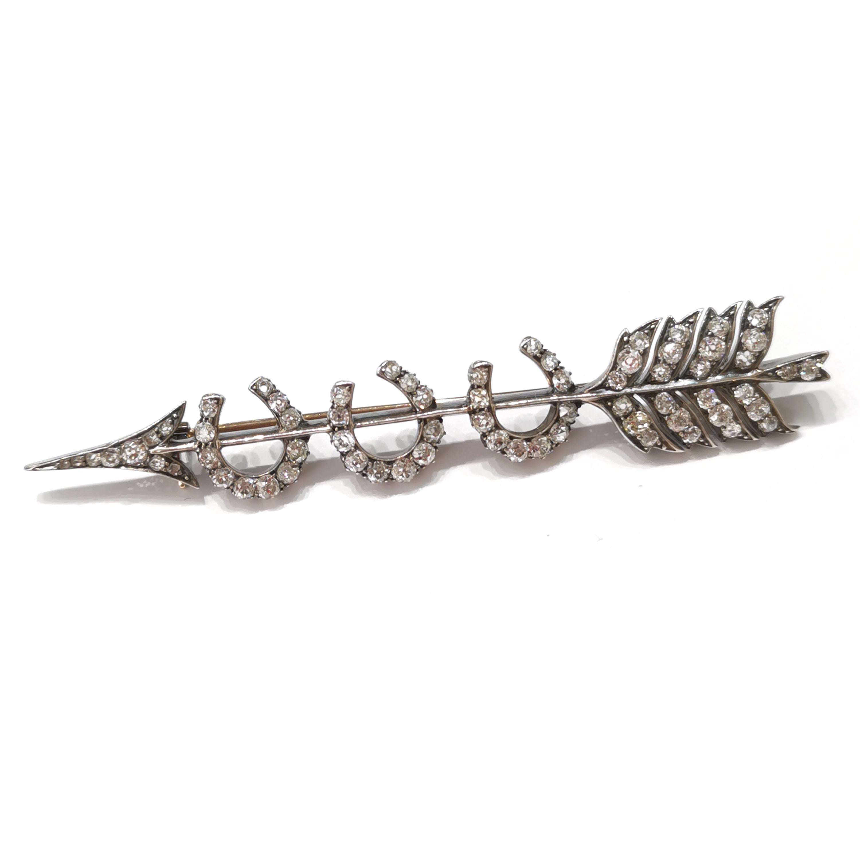 Late Victorian Victorian Diamond And Silver Upon Gold Triple Horseshoe Arrow Brooch, 4.00 Carat